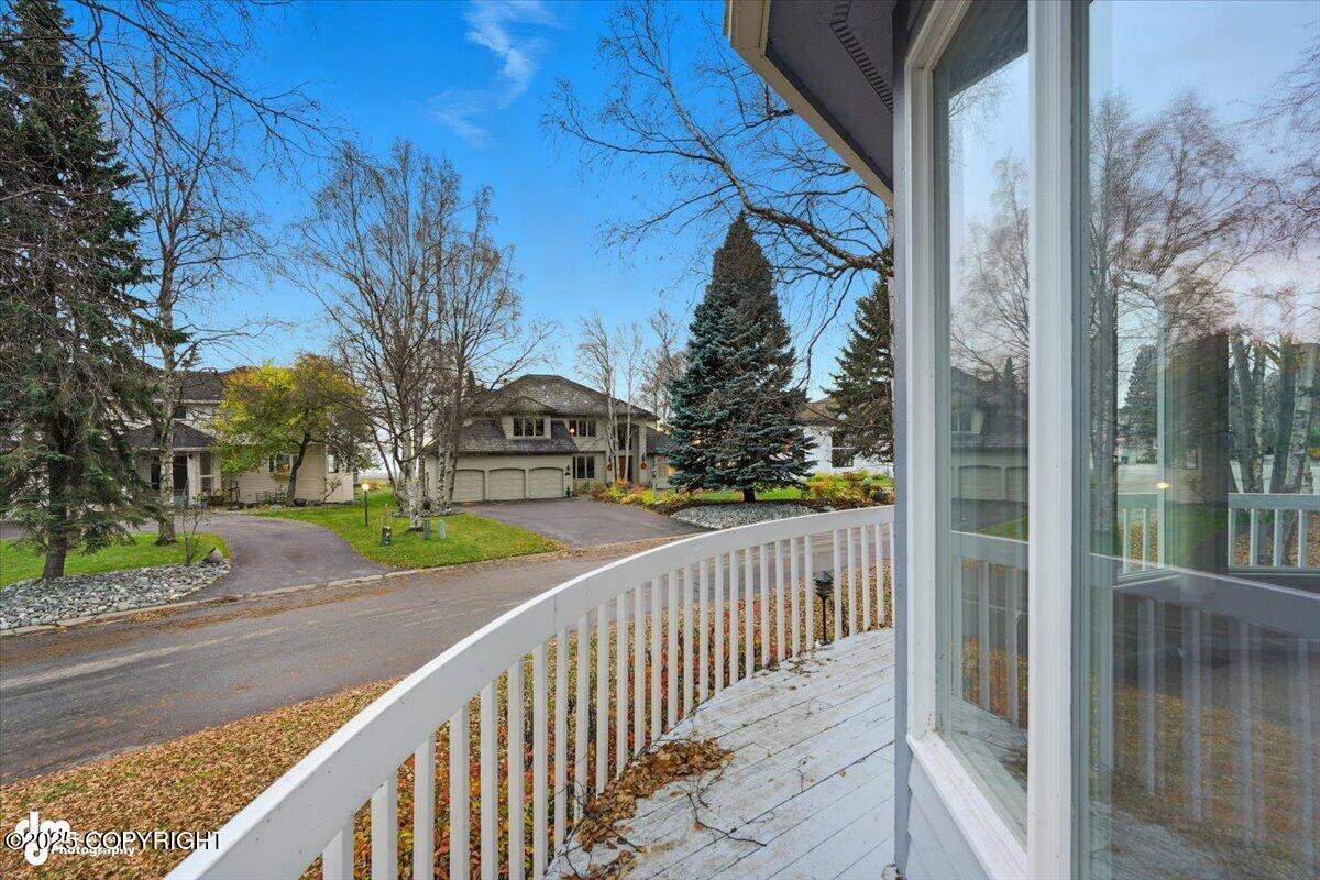 2907 Crows Nest Circle