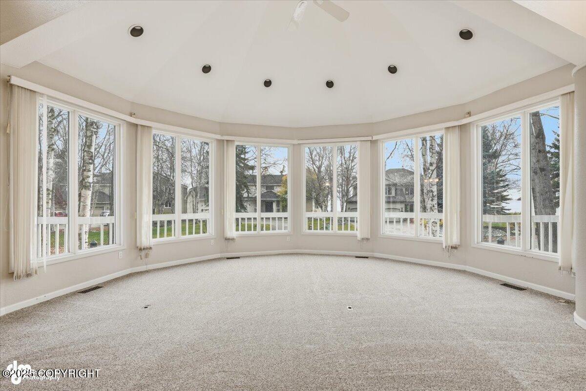 2907 Crows Nest Circle