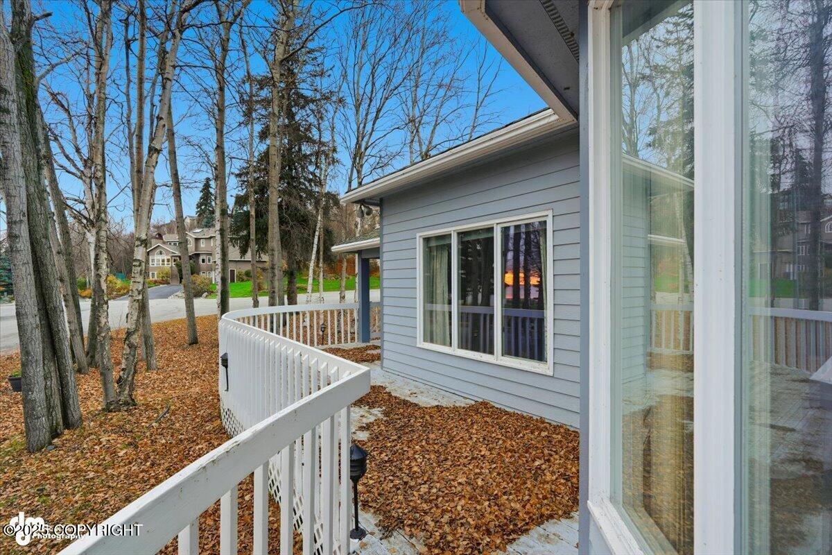 2907 Crows Nest Circle