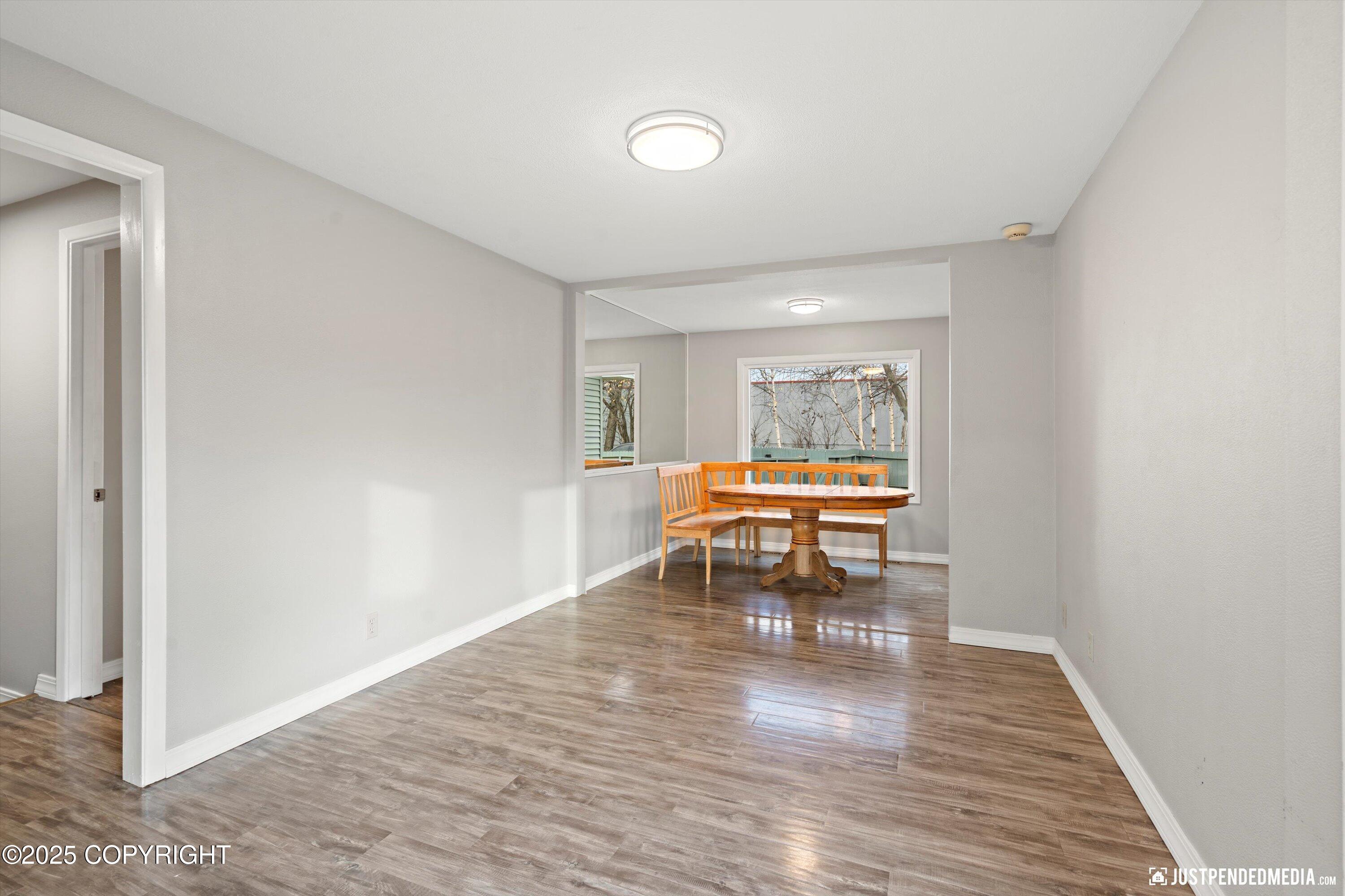 1106 W 54th Avenue