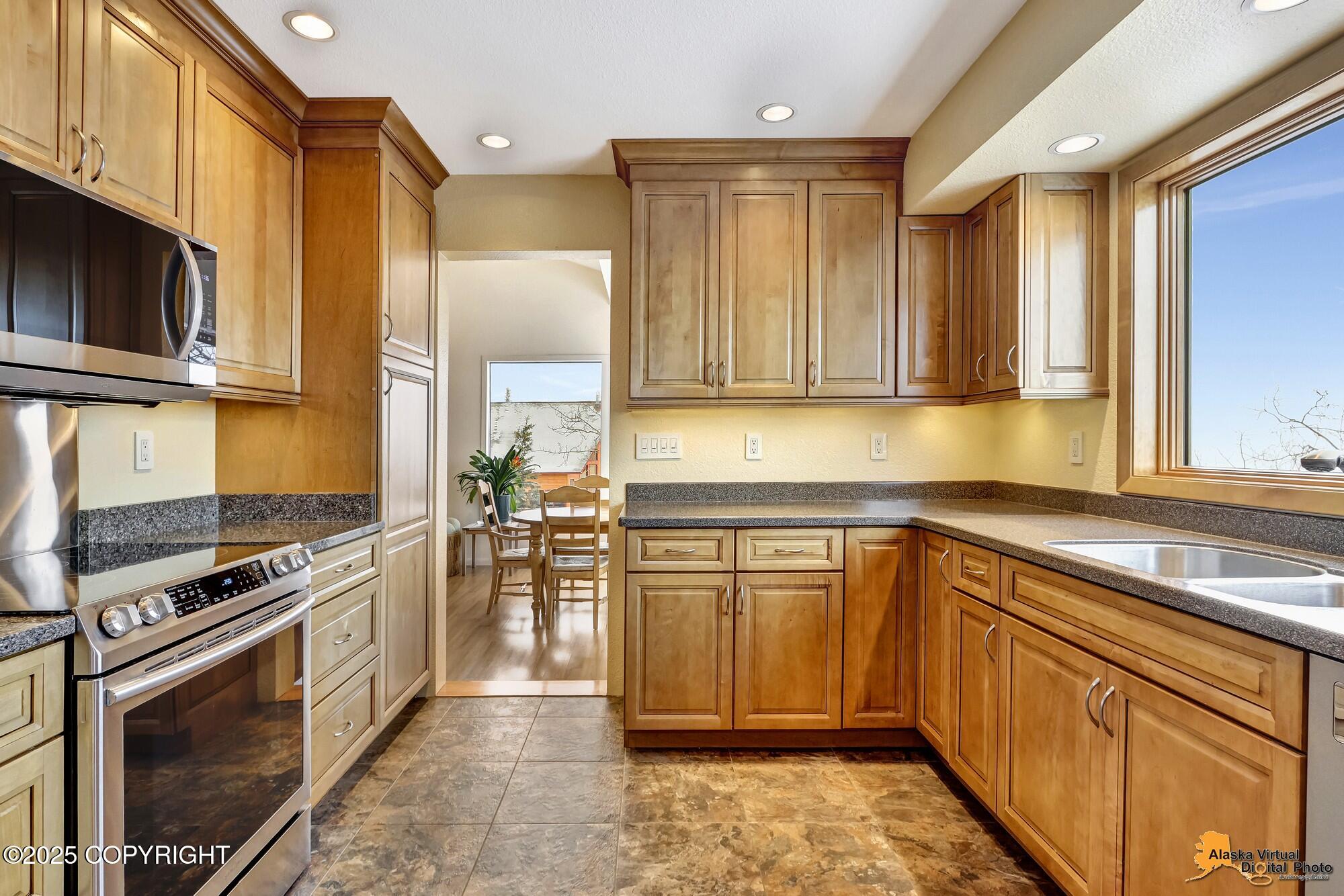 11380 Stroganof Drive