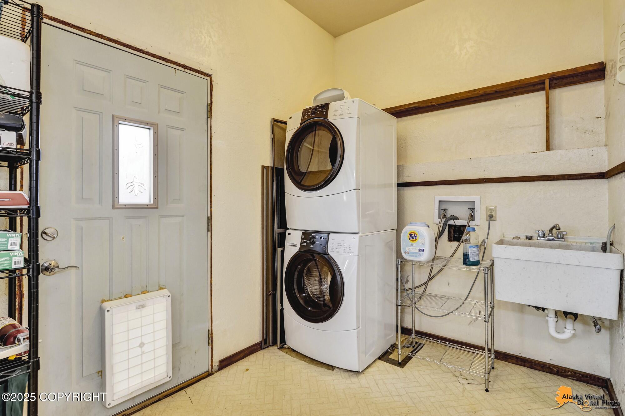 11380 Stroganof Drive