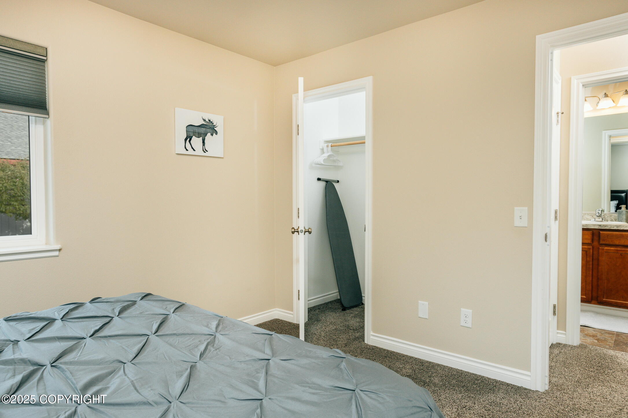 9525 Endicott Street