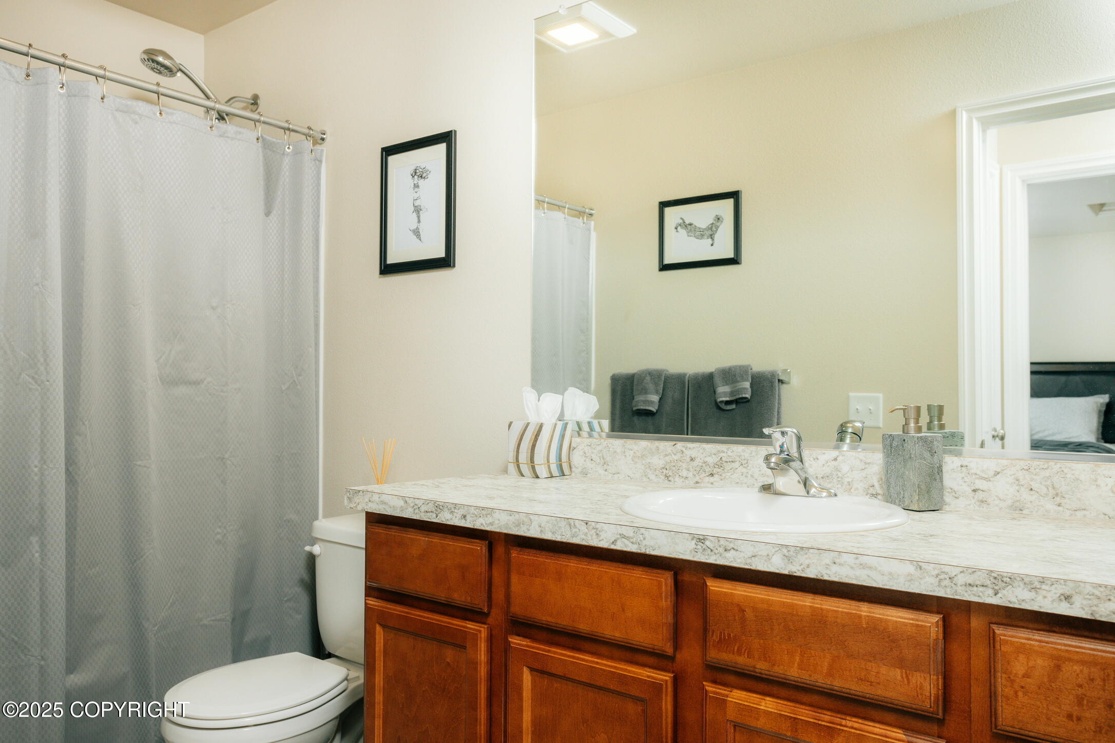 9525 Endicott Street