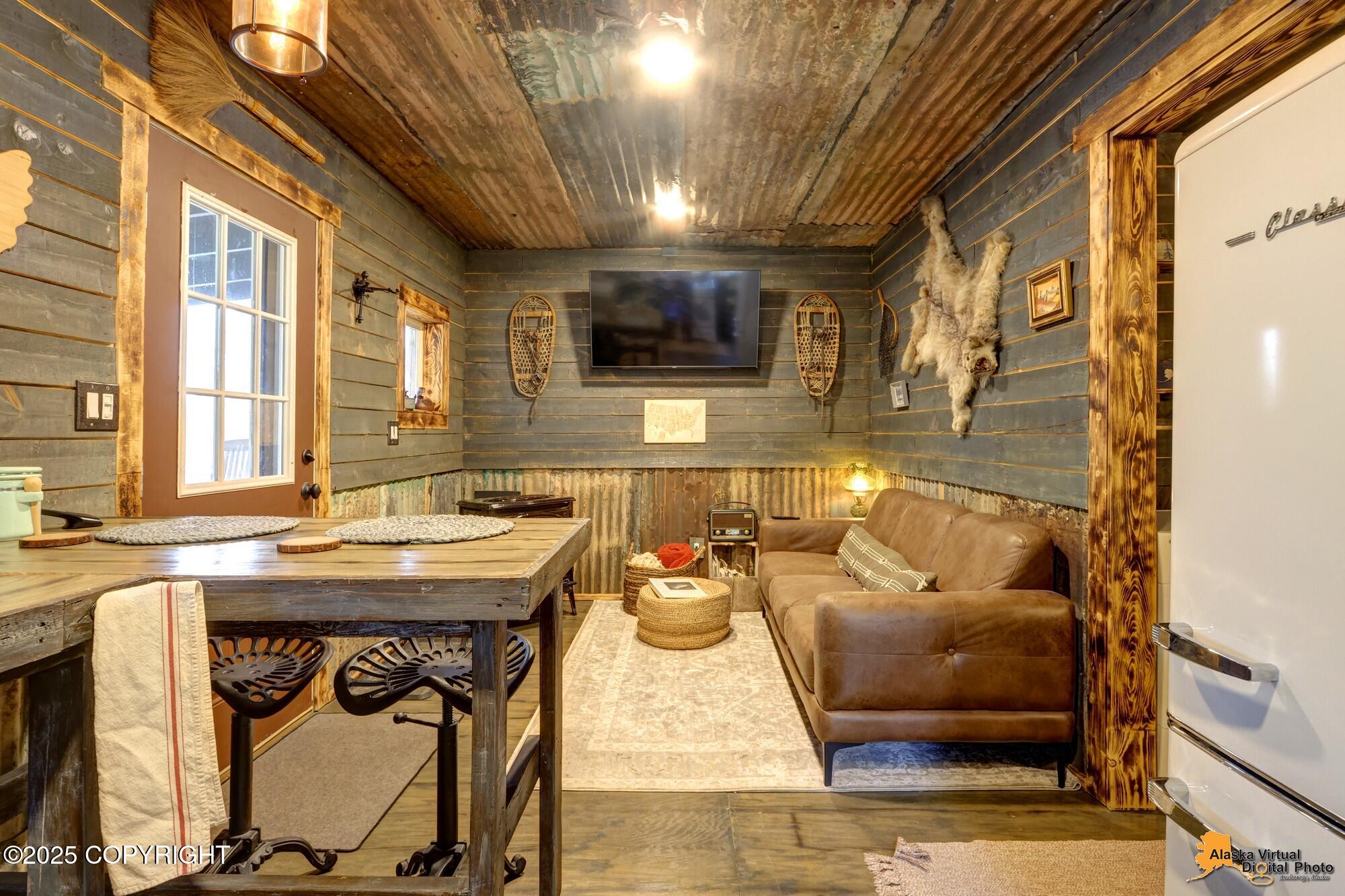 6241 Golden Wood Lane