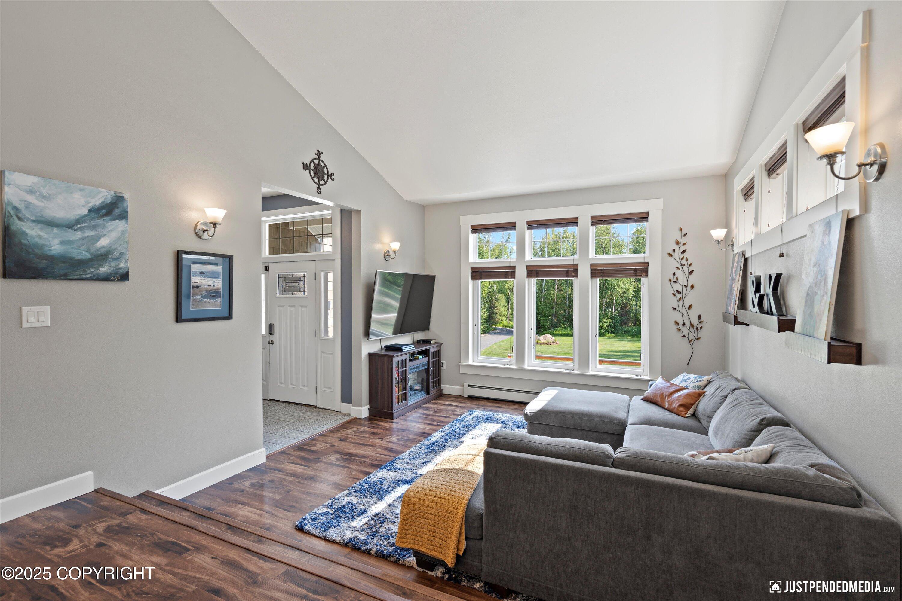 2031 W Jaime Marie Circle