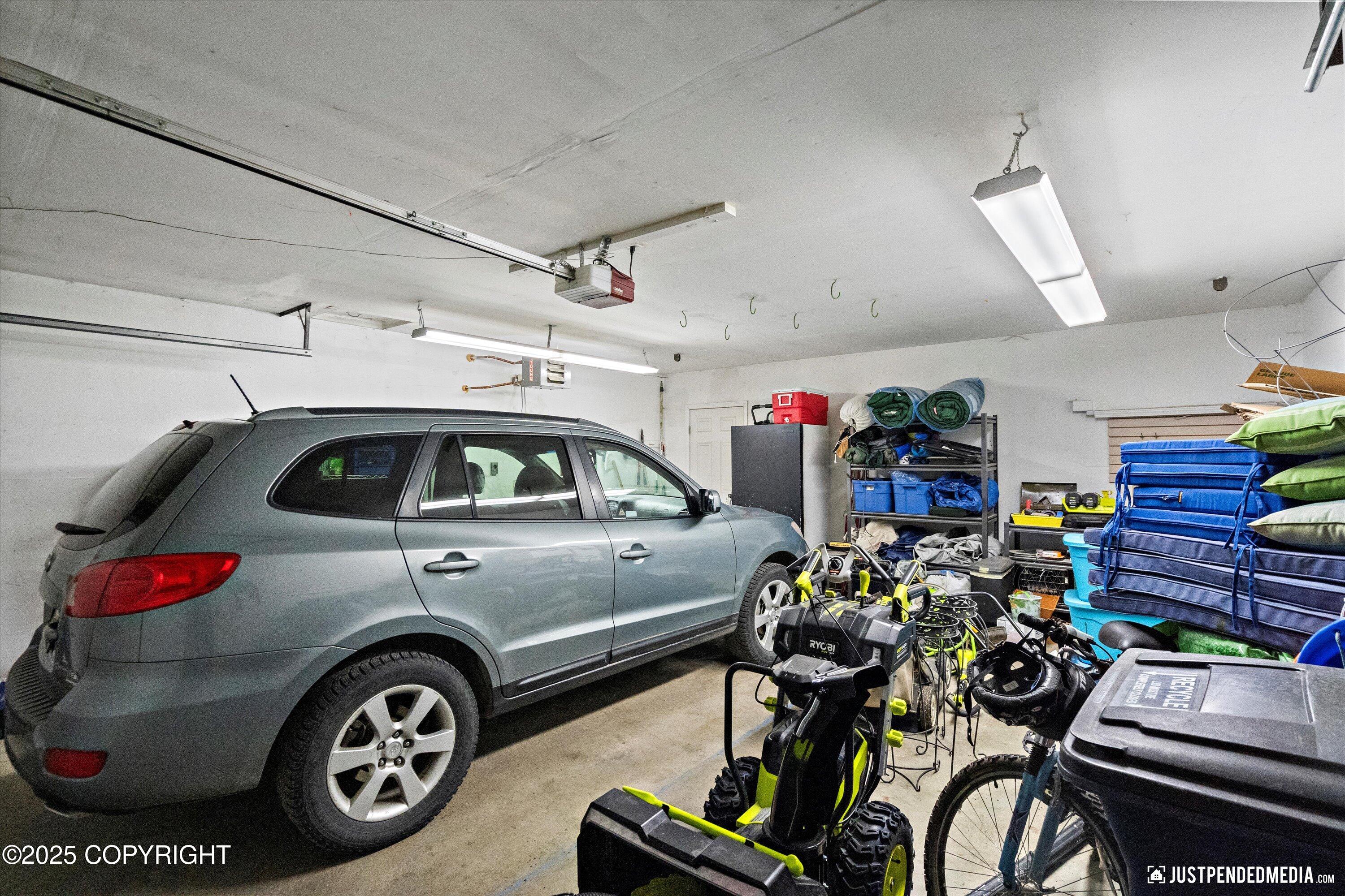 2516 Glenkerry Drive