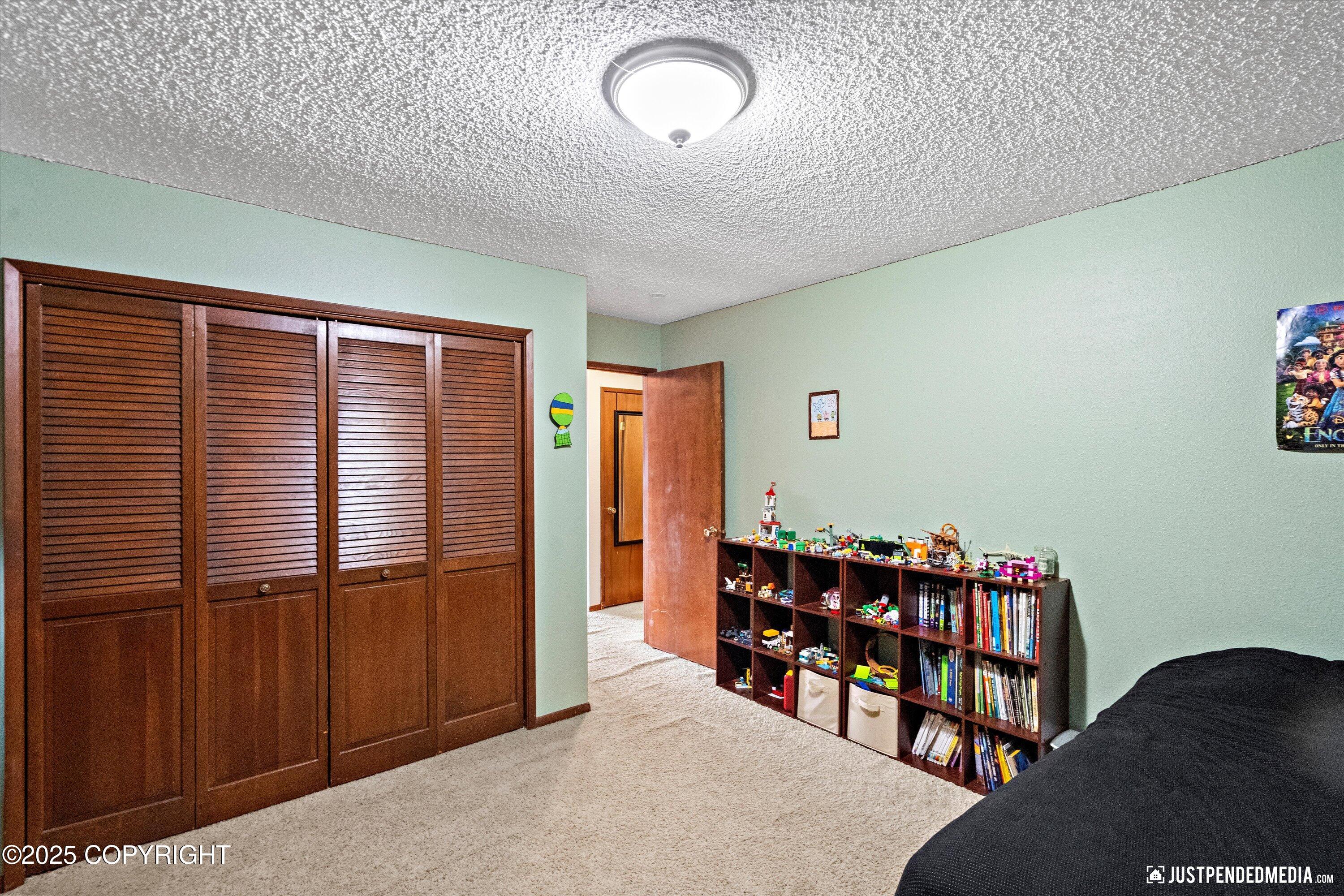 2516 Glenkerry Drive