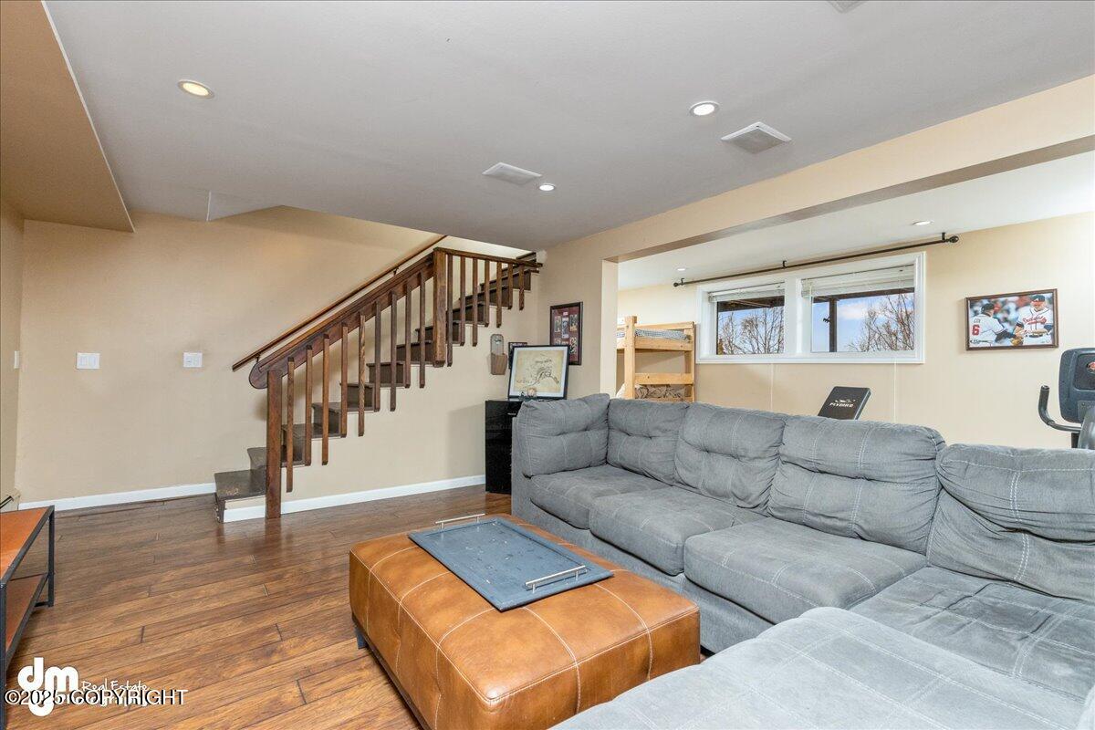 9740 Hillside Drive