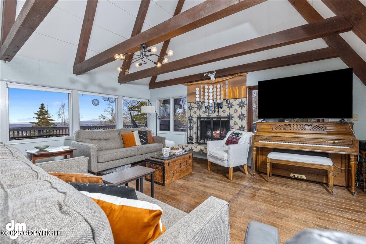 9740 Hillside Drive