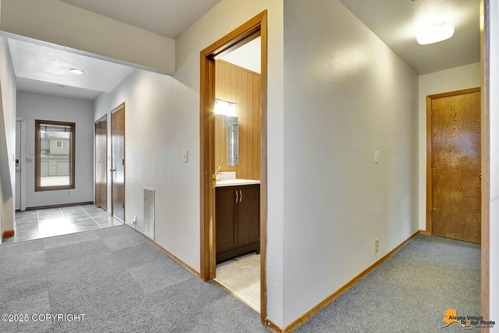 2521 Curlew Circle