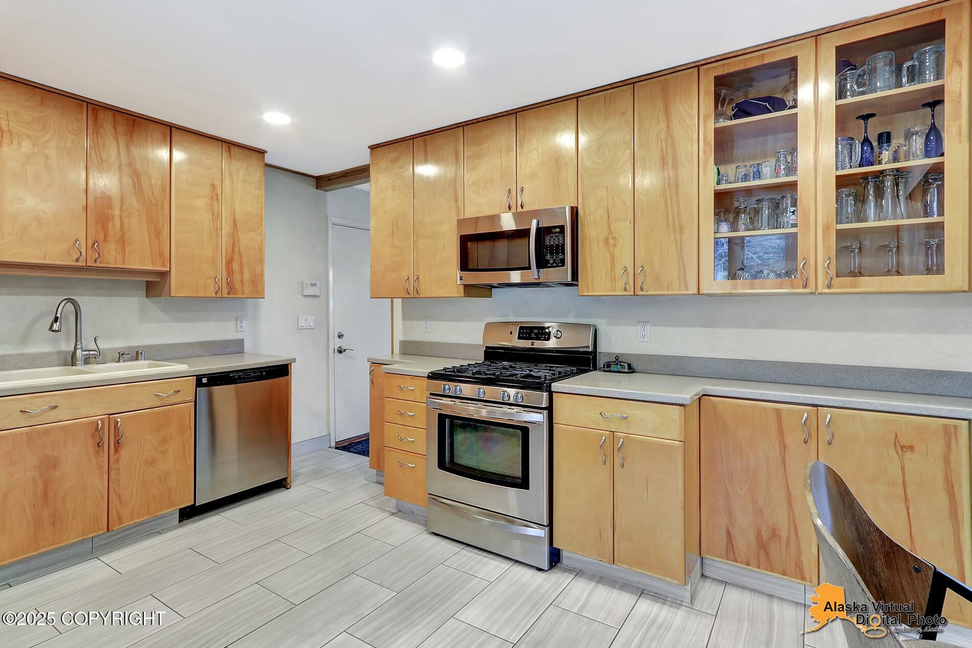 6611 Crooked Tree Drive