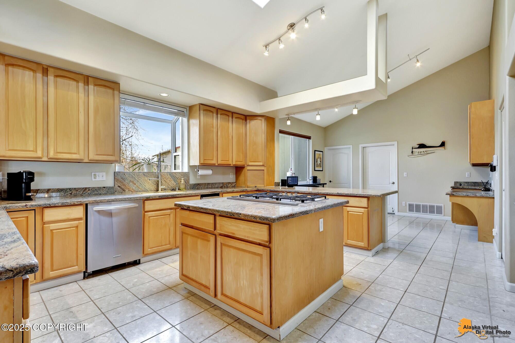 10177 Voyager Circle