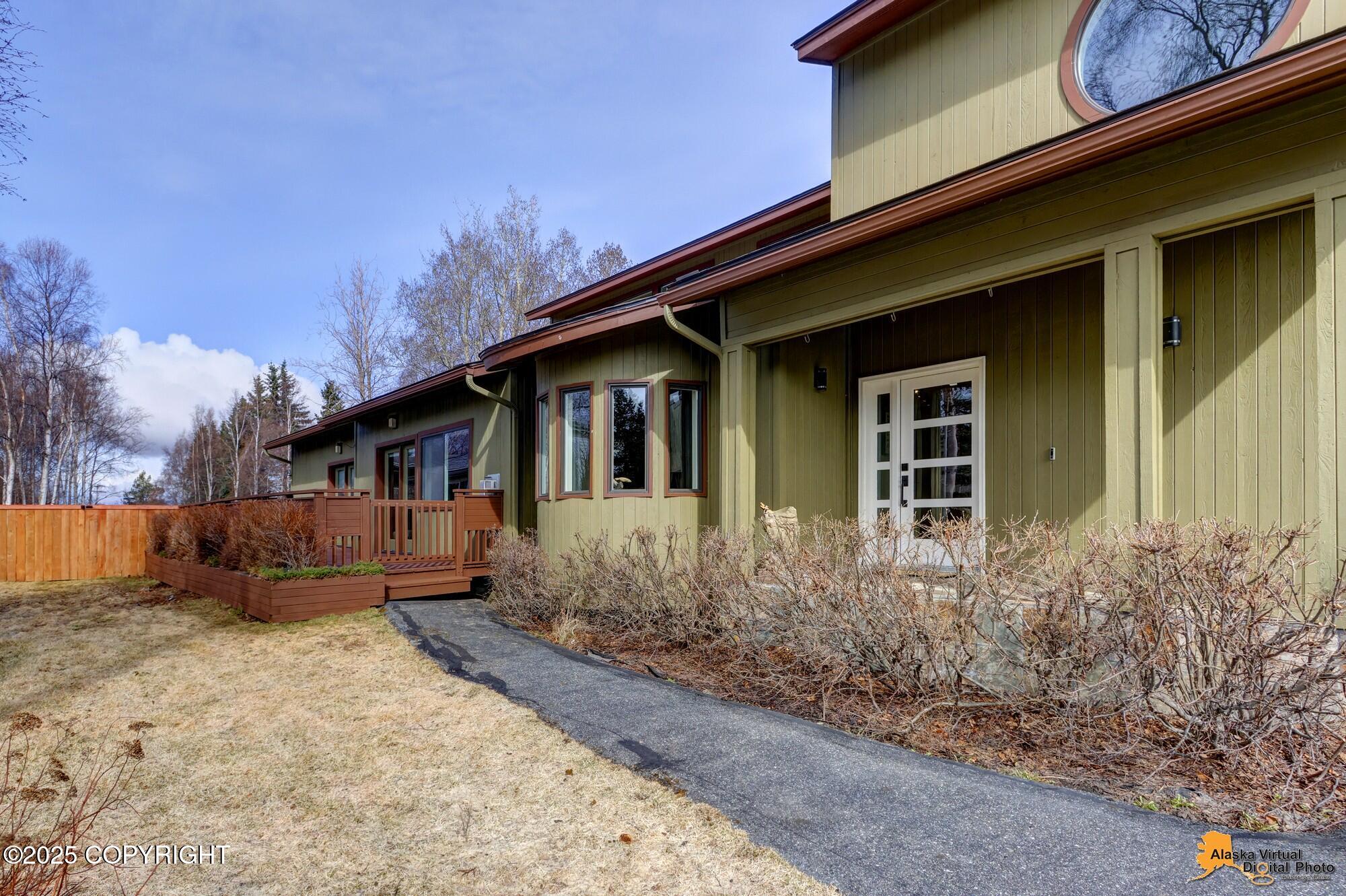 10177 Voyager Circle