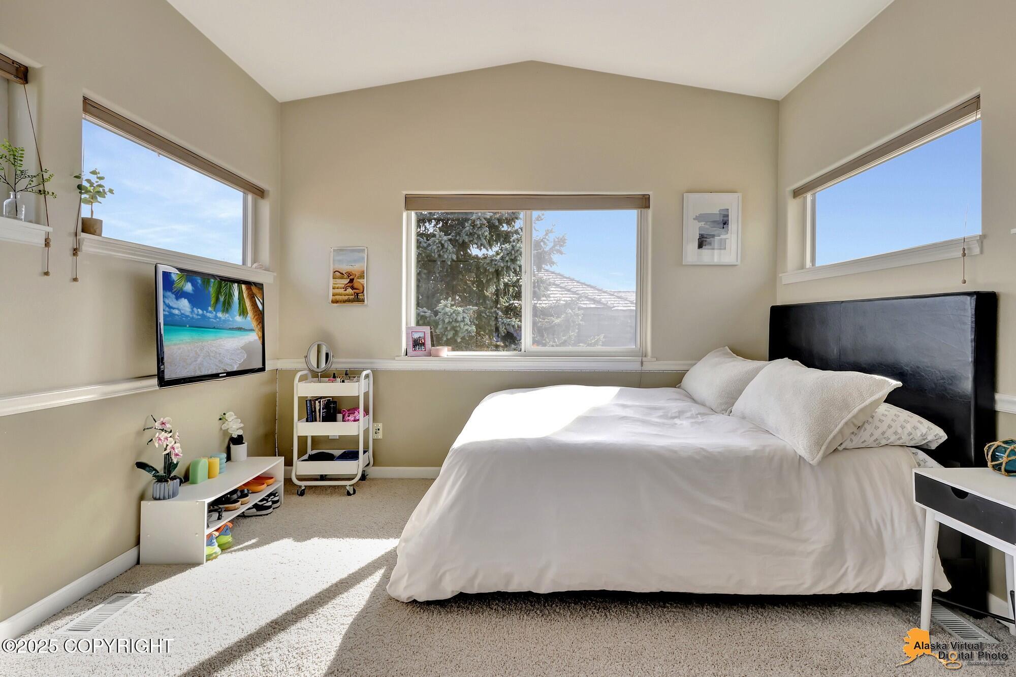 10177 Voyager Circle