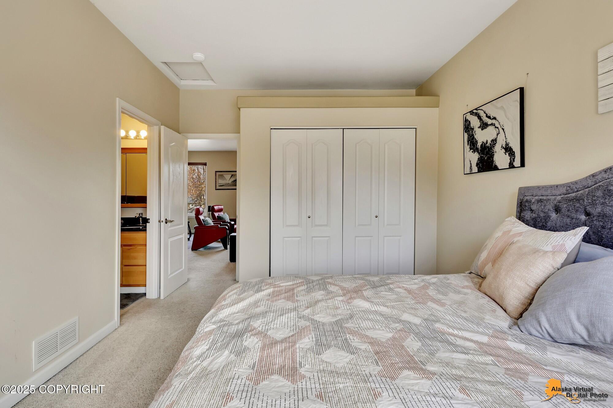 10177 Voyager Circle