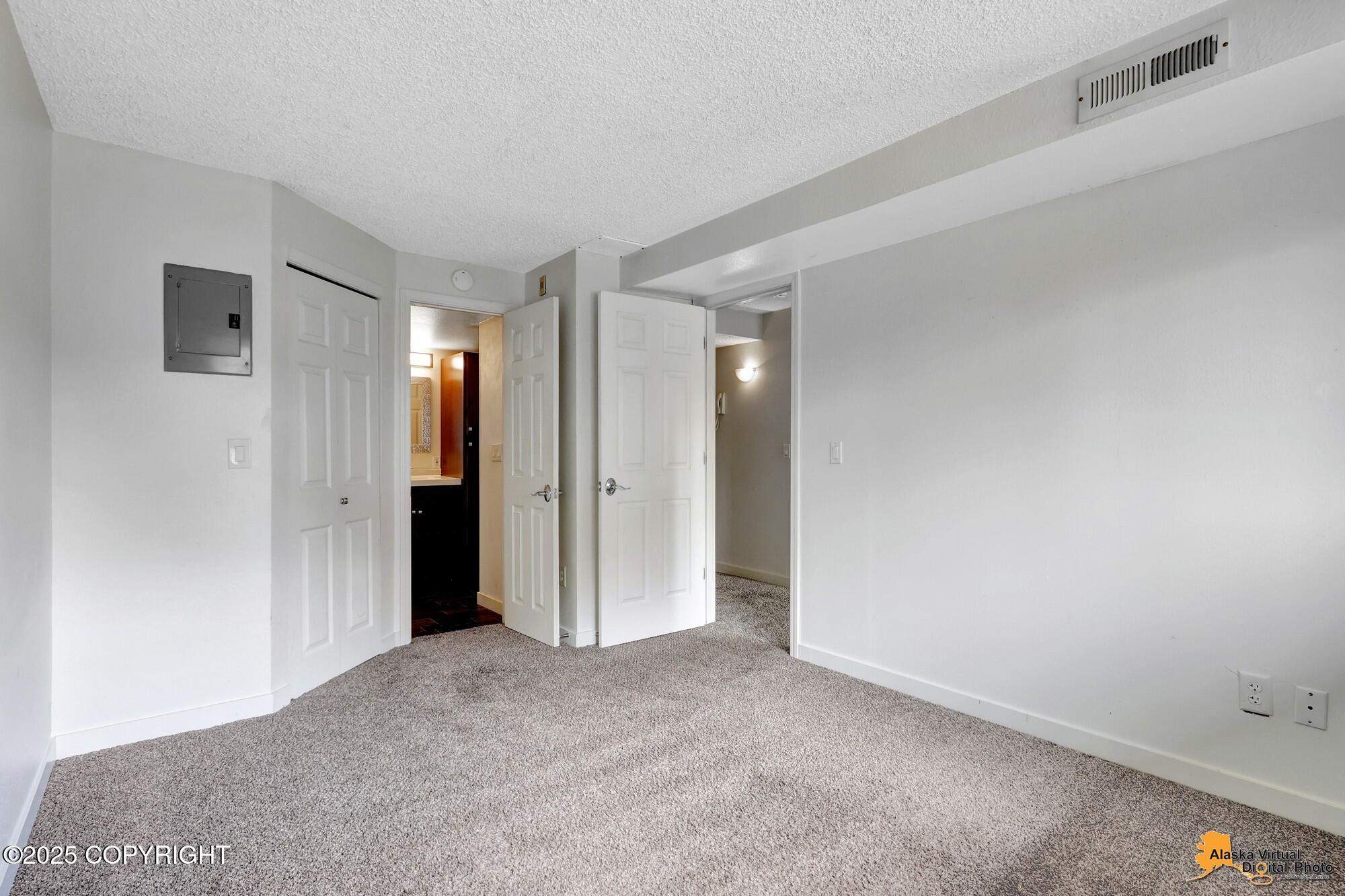 9625 Independence Drive # 101 Unit: #C-101