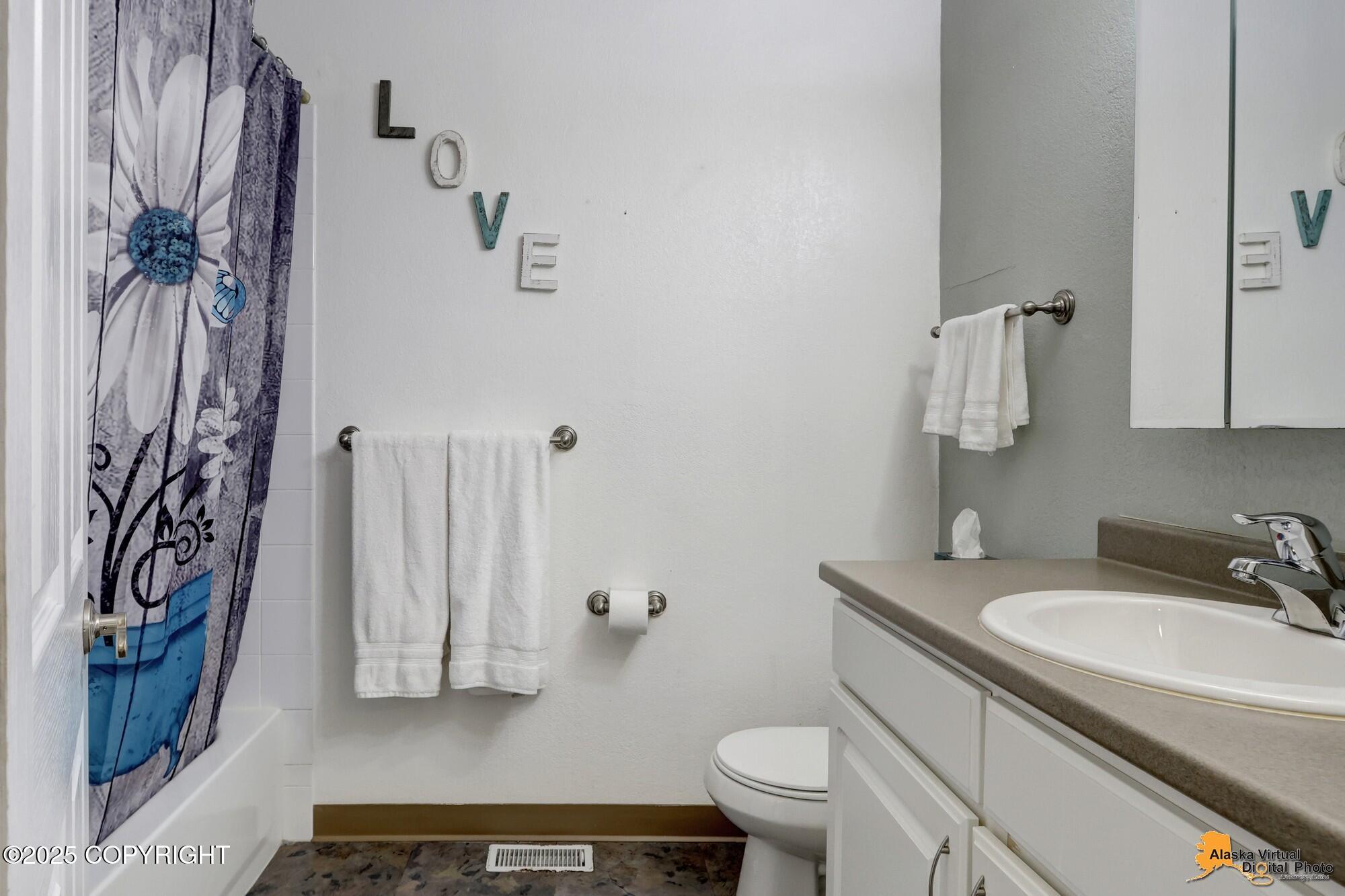 3929 E Turnagain Boulevard # 2 Unit: #2