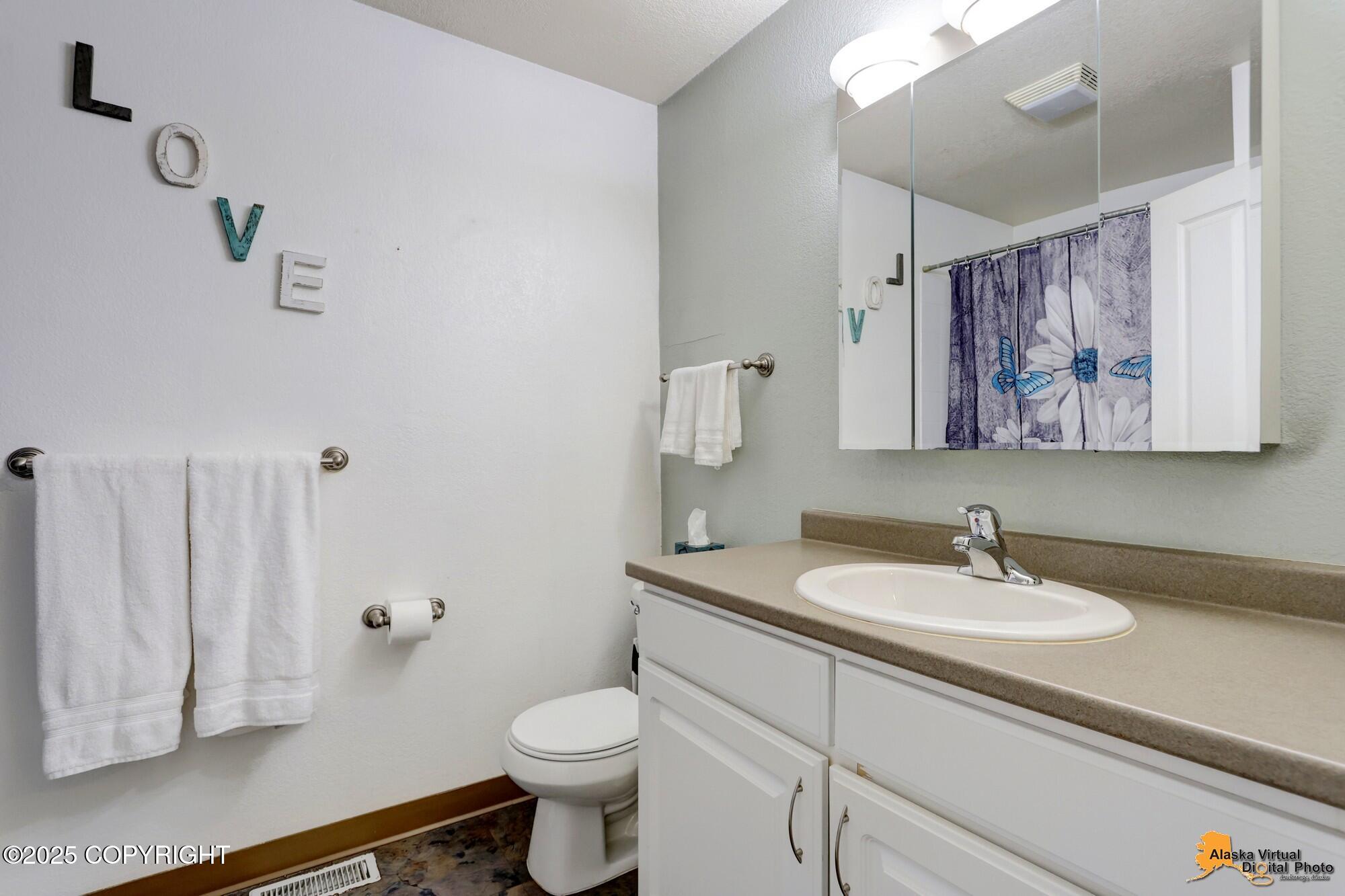 3929 E Turnagain Boulevard # 2 Unit: #2