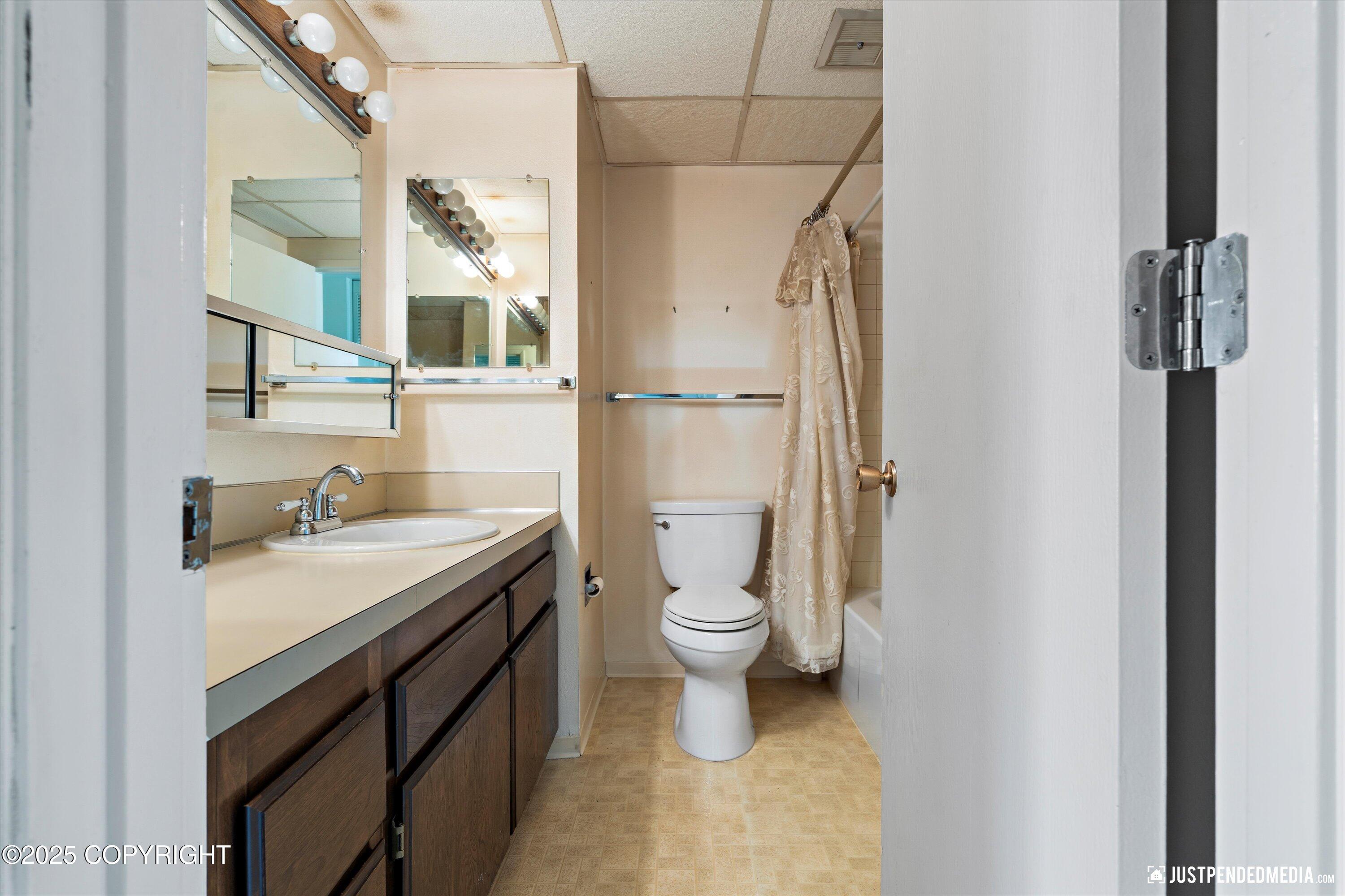 836 M Street # 215 Unit: #215