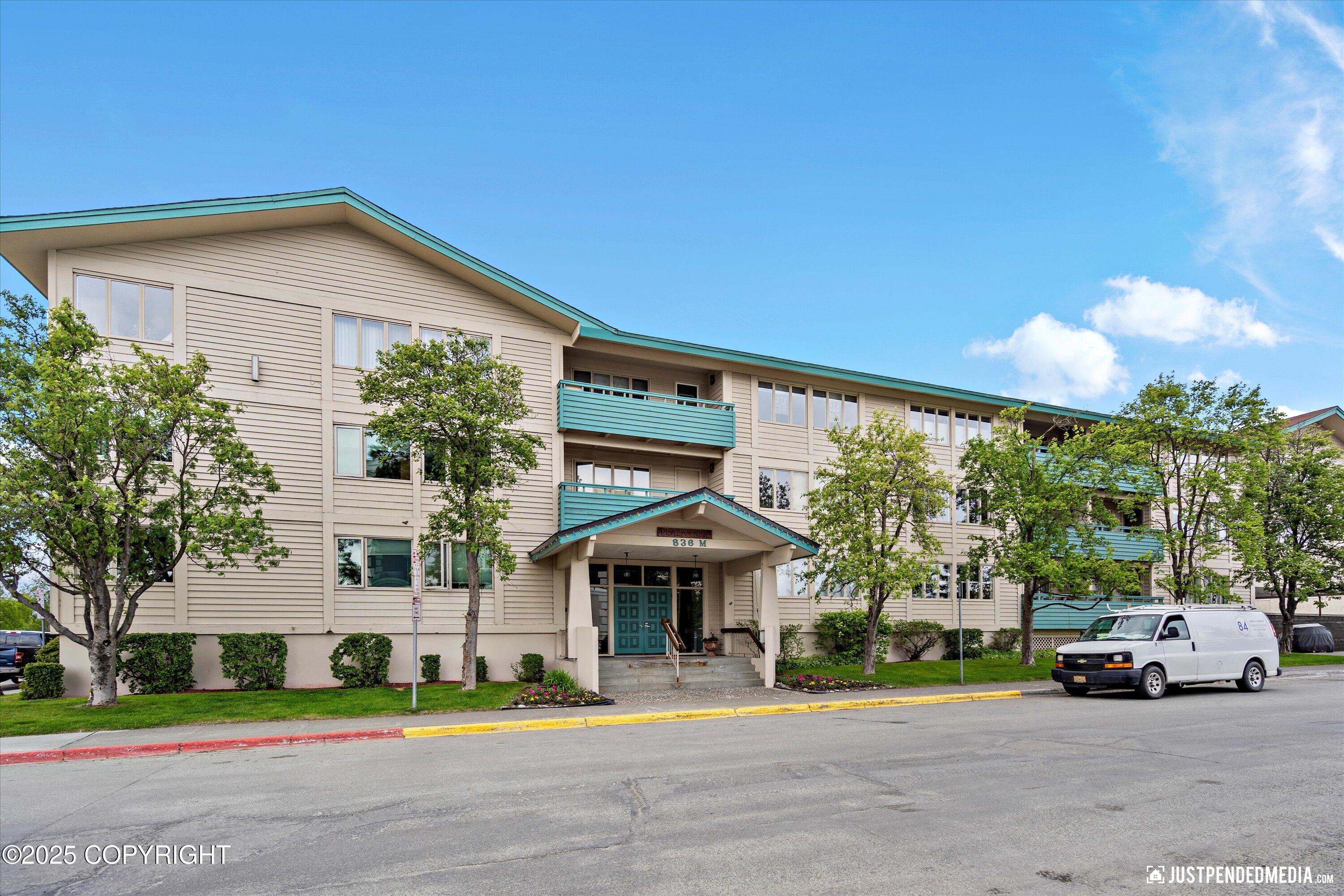 836 M Street # 215 Unit: #215