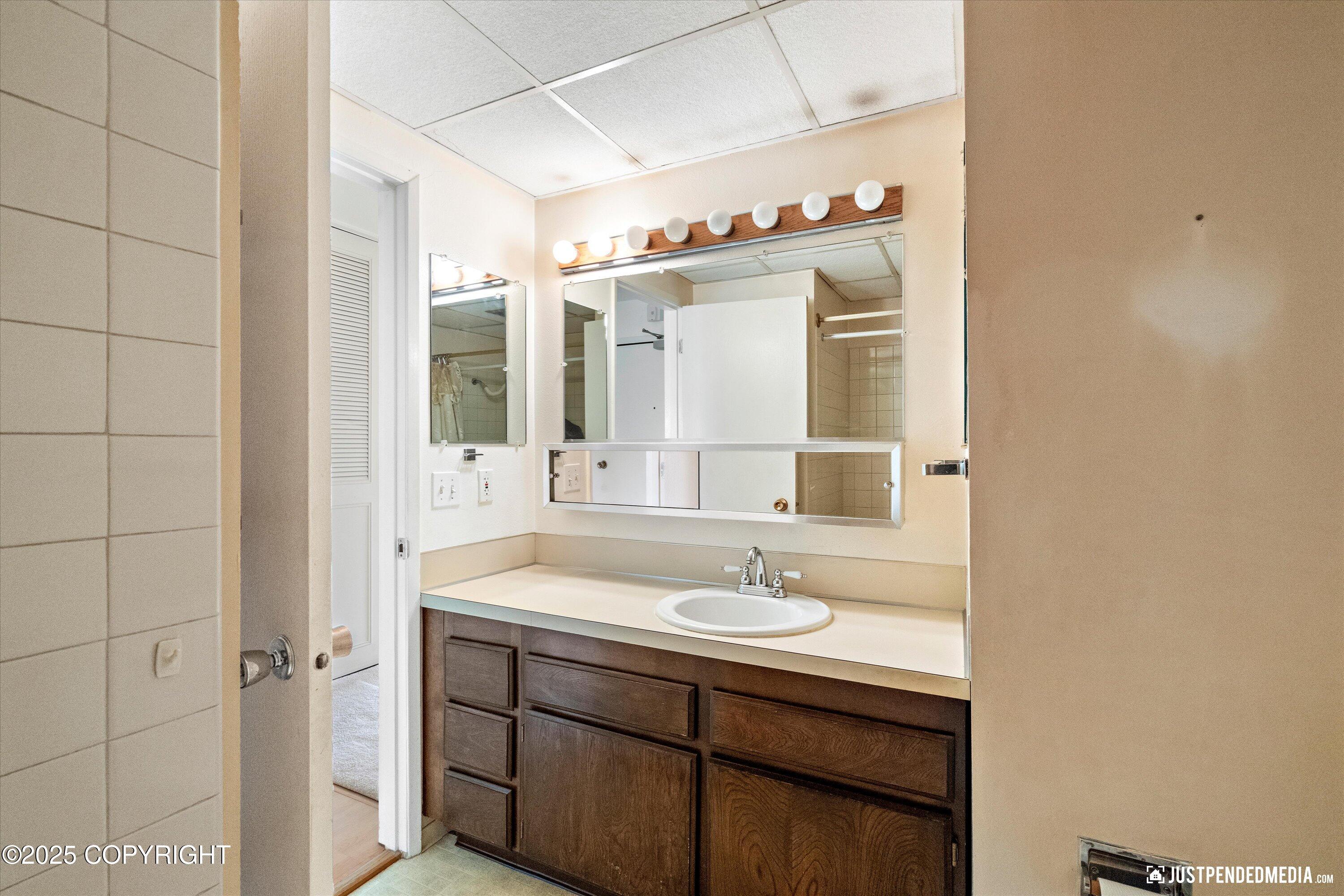 836 M Street # 215 Unit: #215