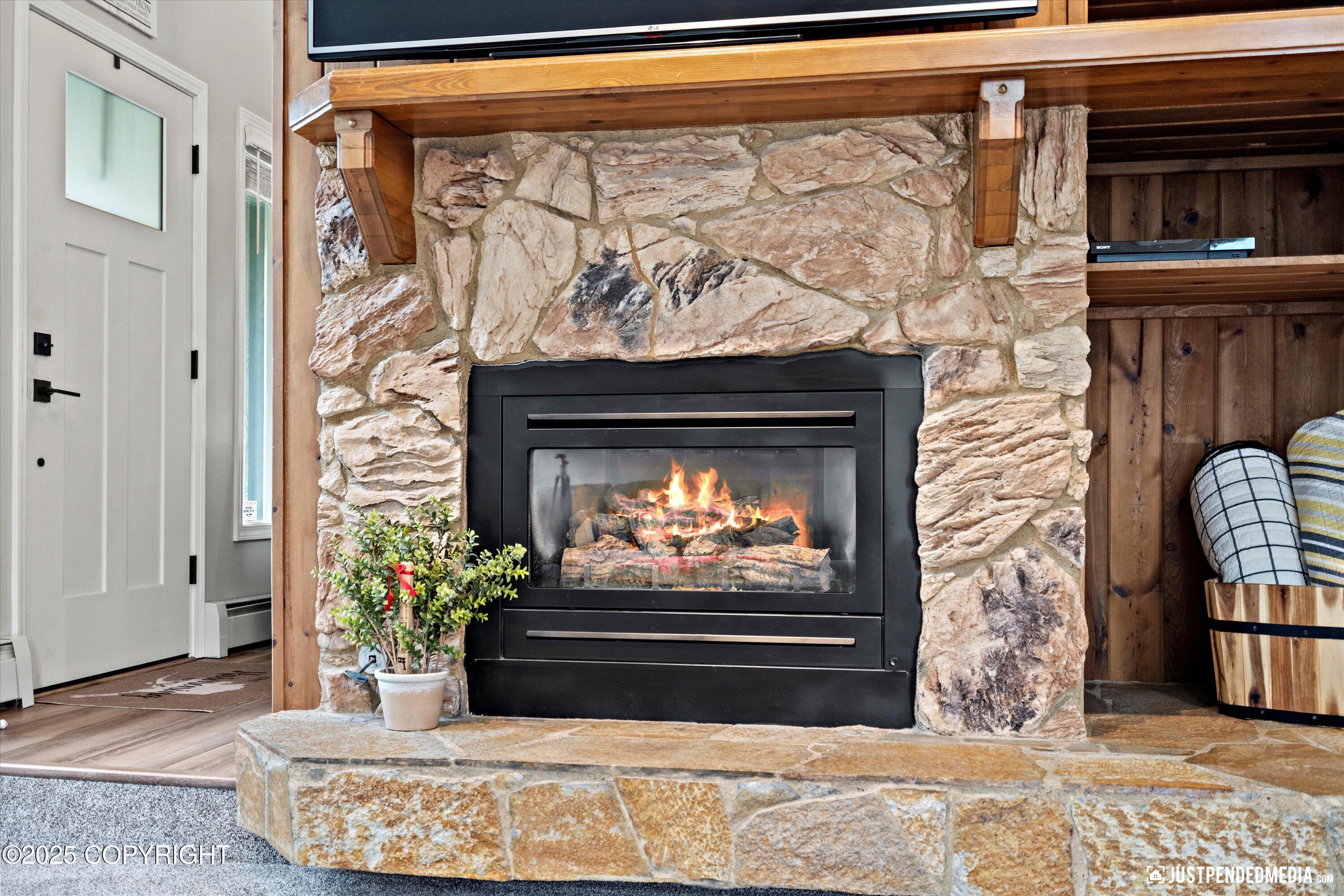 3671 Spinnaker Drive