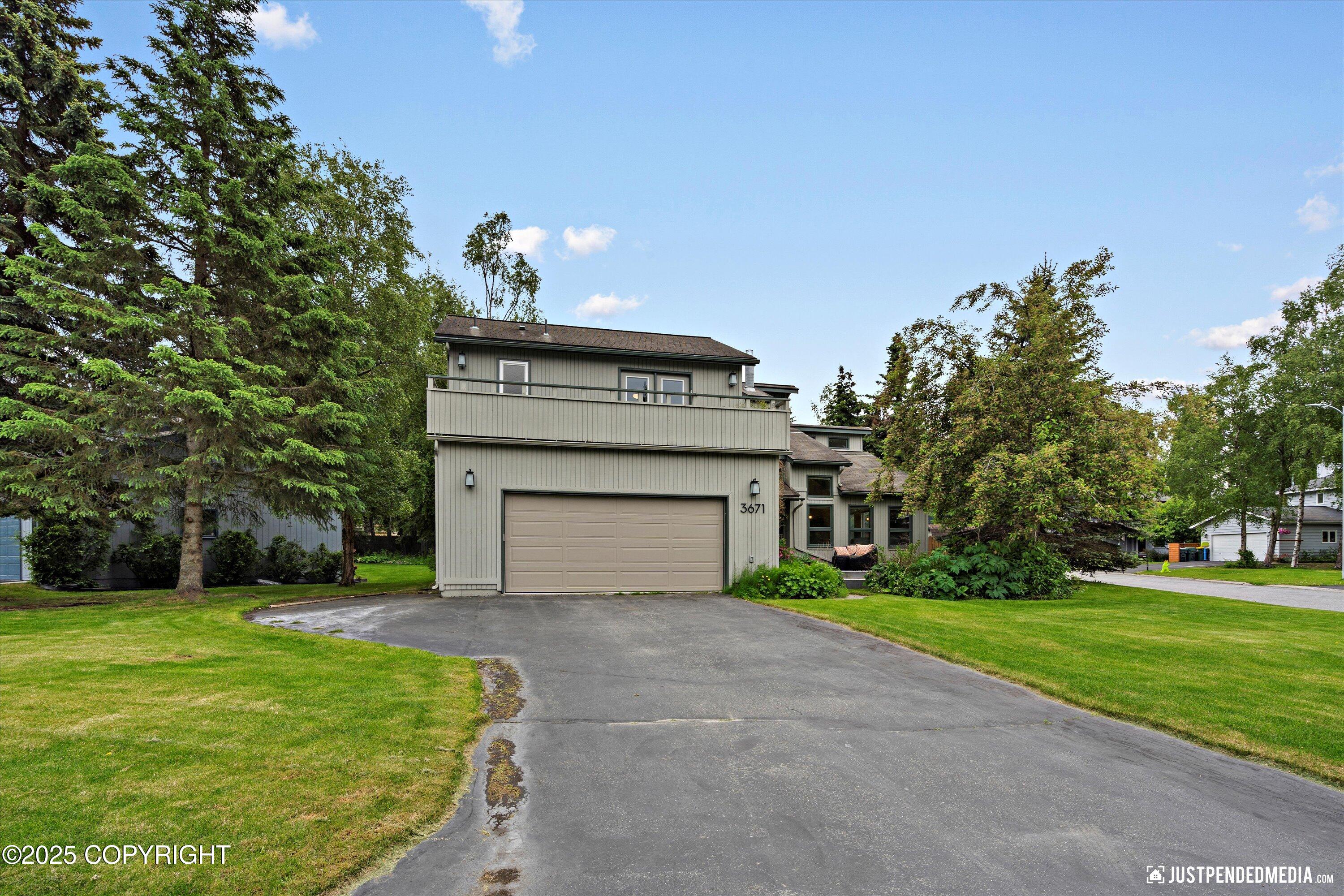 3671 Spinnaker Drive