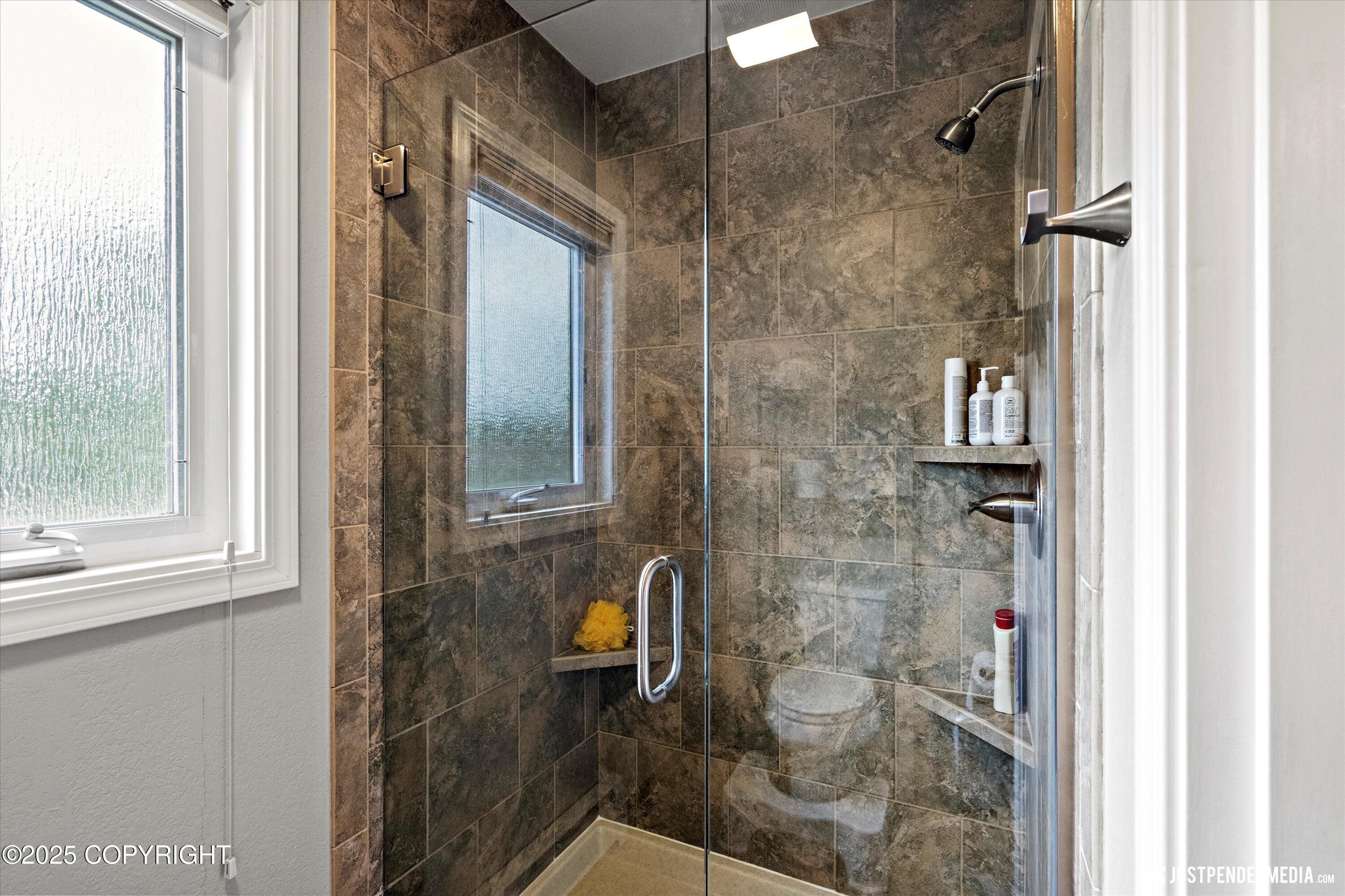 3671 Spinnaker Drive