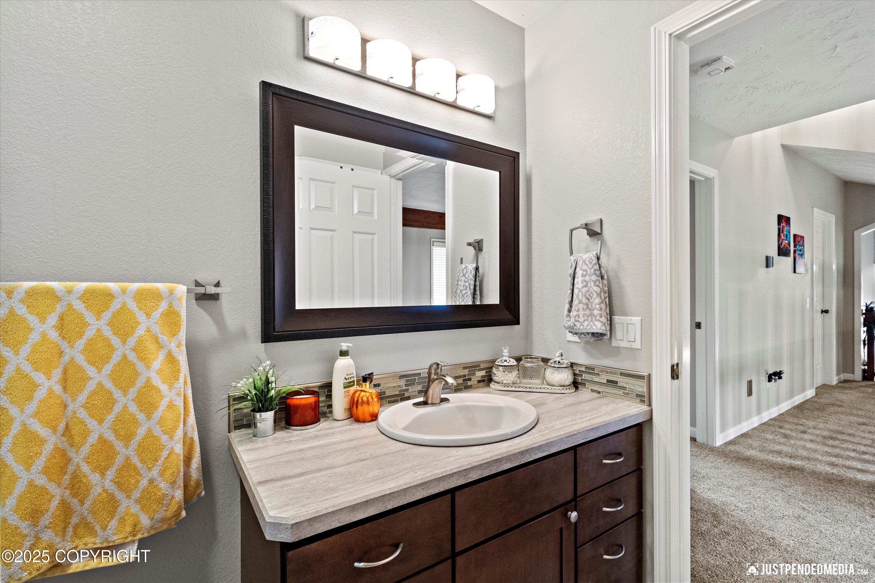 3671 Spinnaker Drive