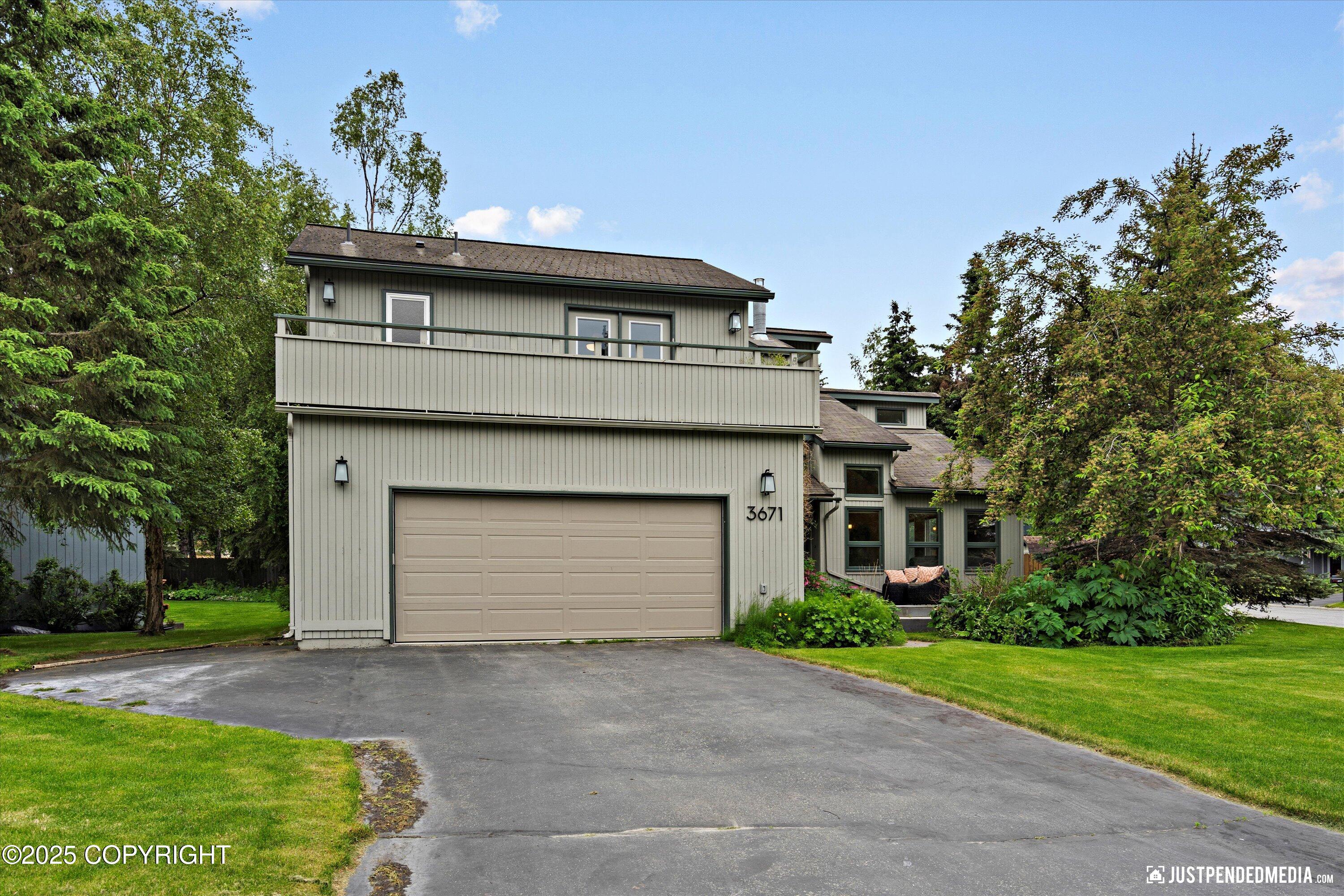 3671 Spinnaker Drive