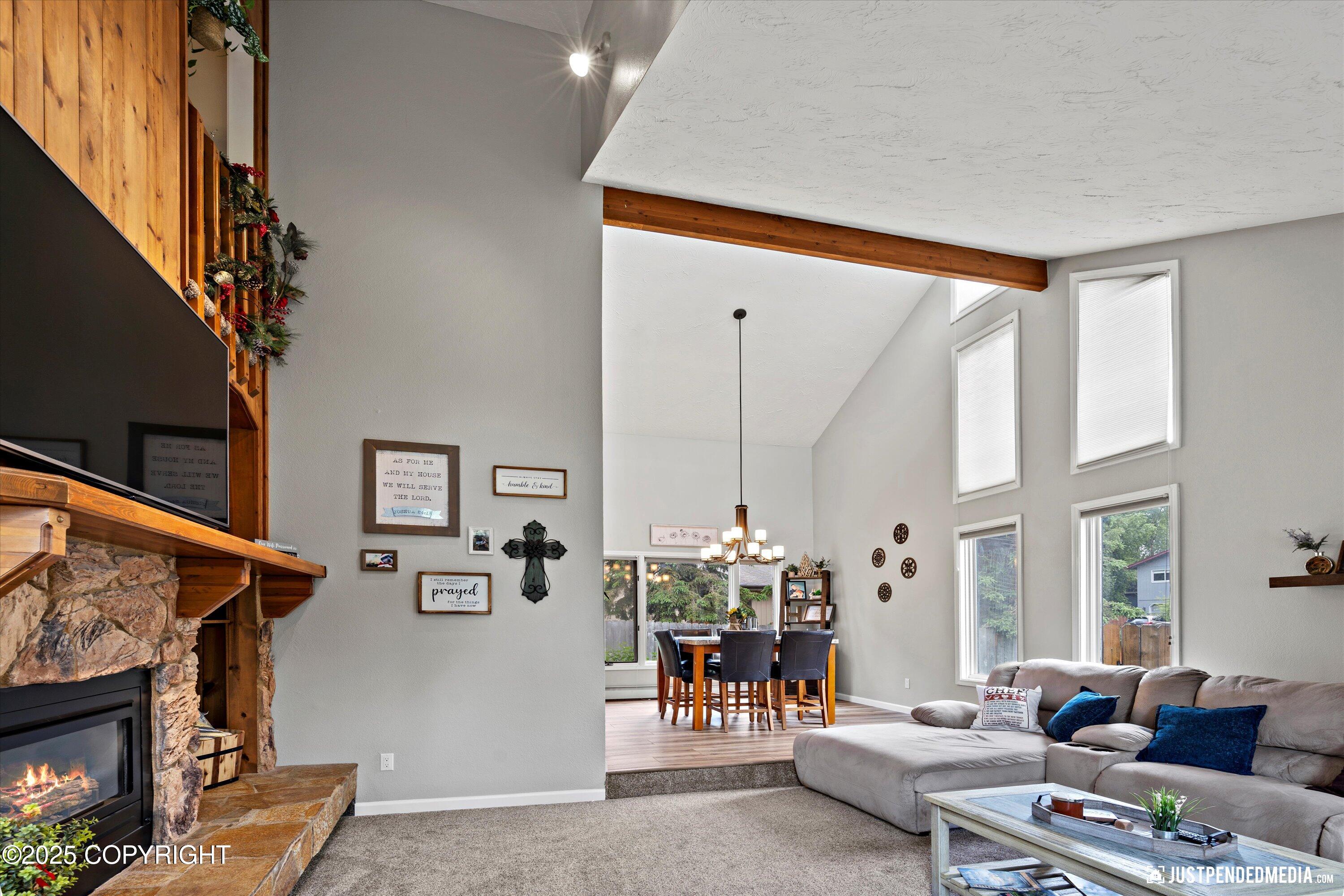 3671 Spinnaker Drive