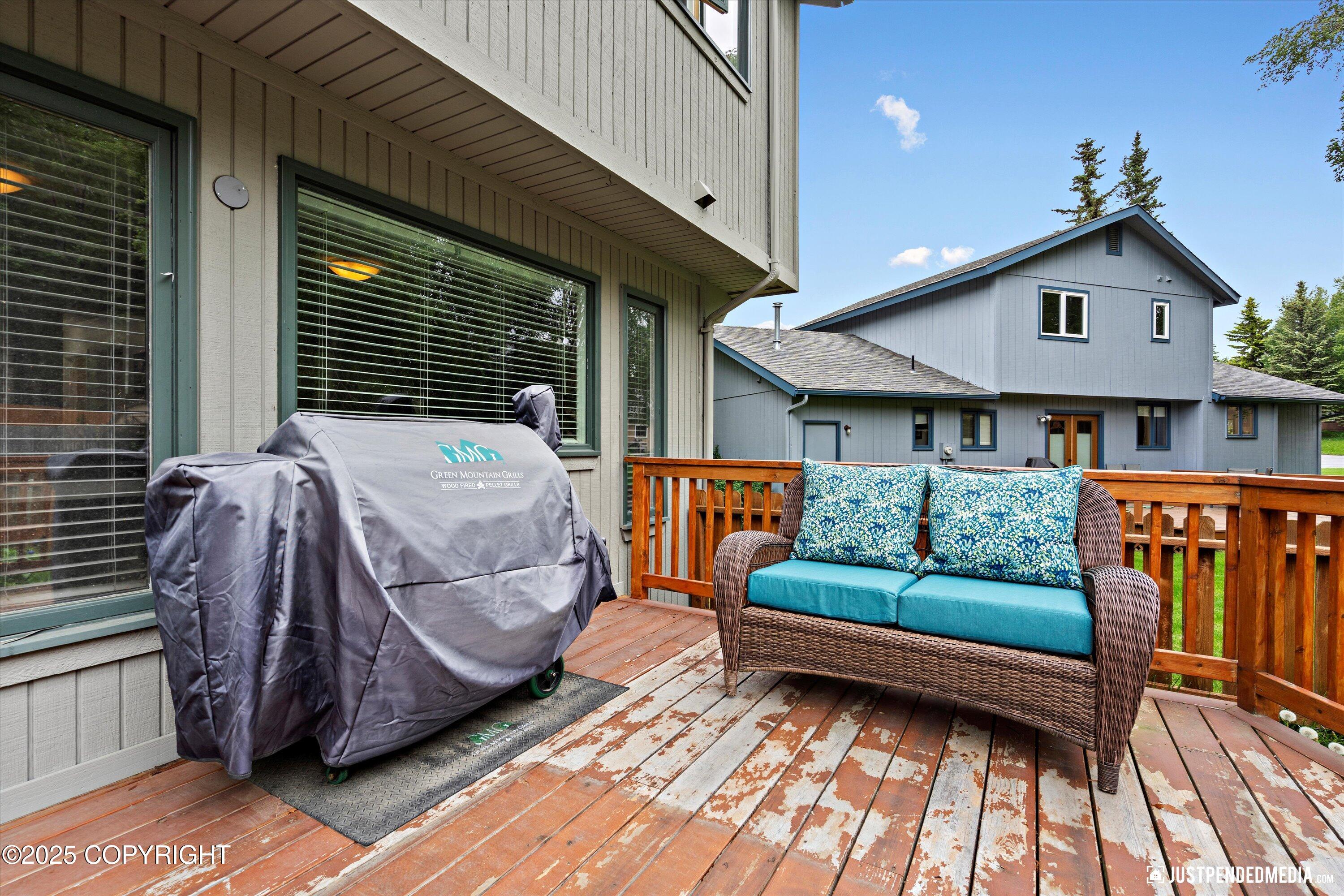 3671 Spinnaker Drive