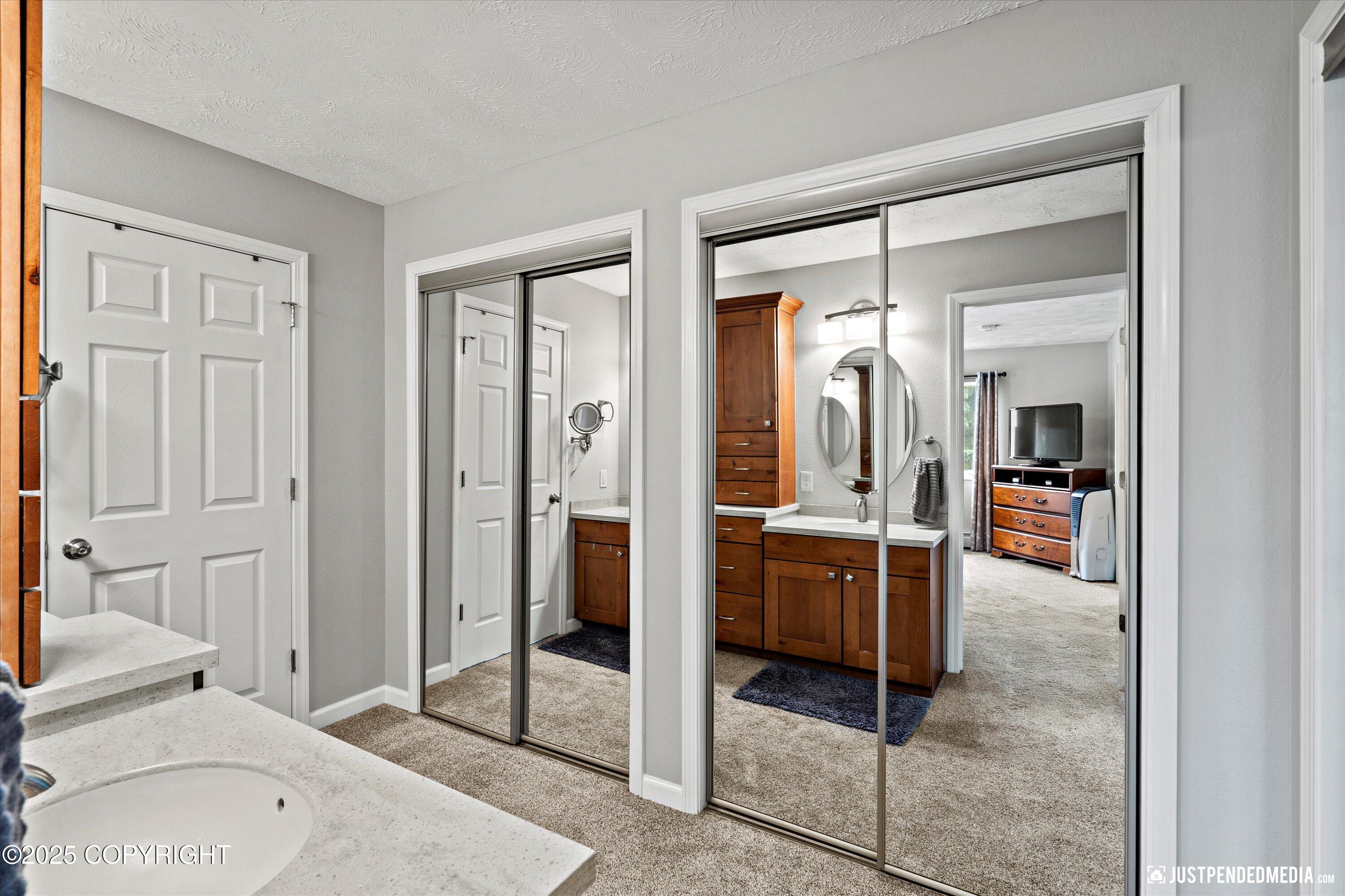 3671 Spinnaker Drive