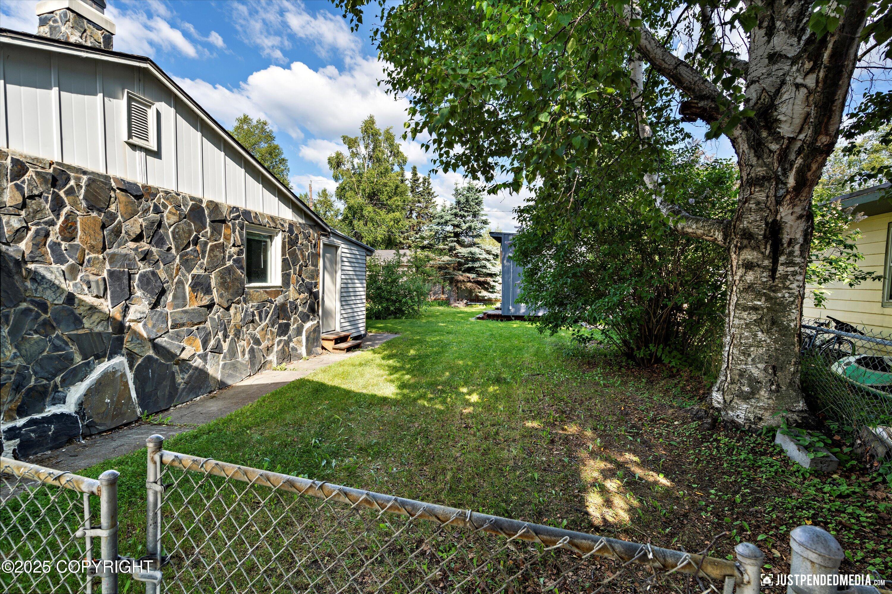 3505 N Star Street