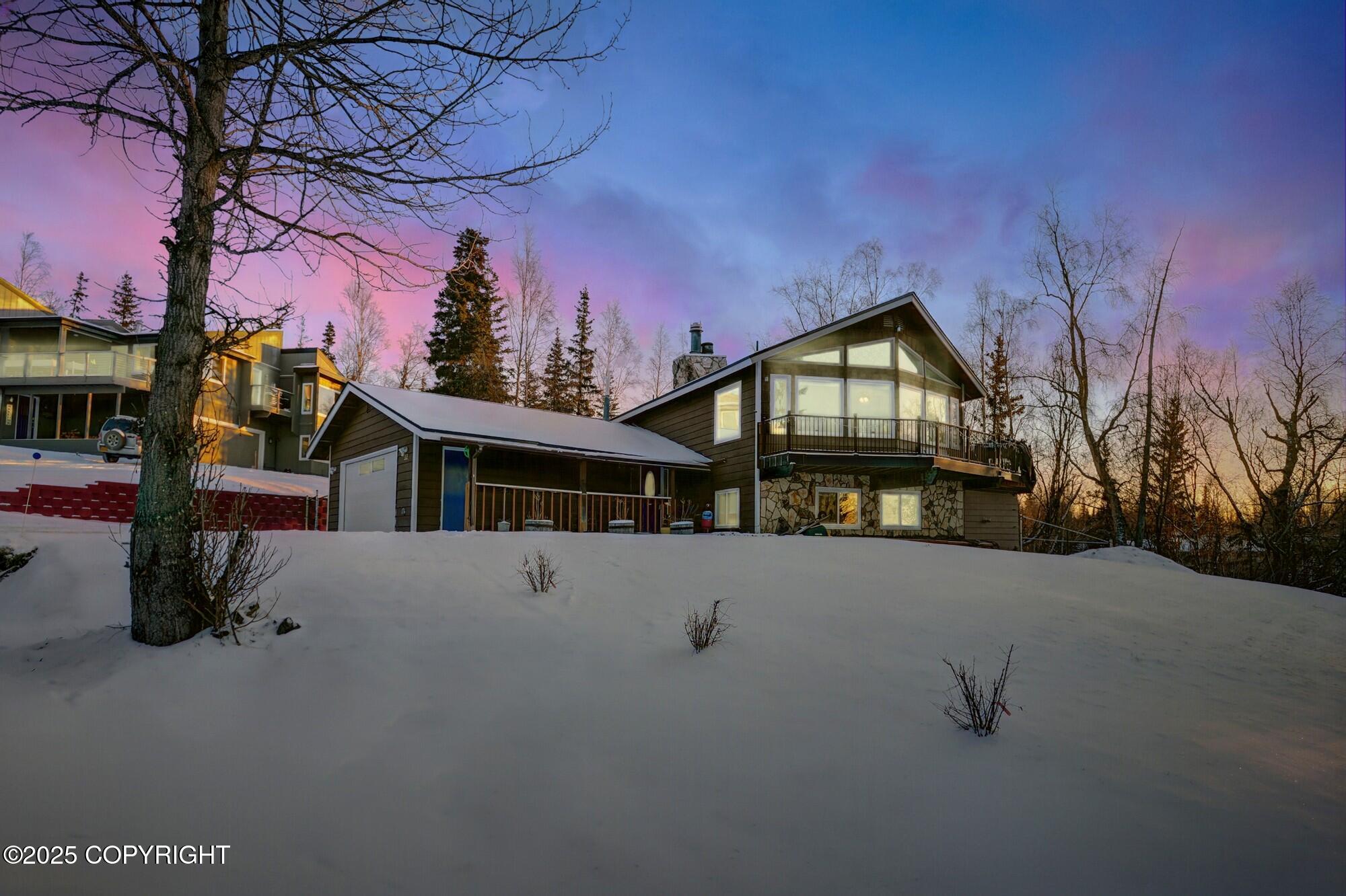 6750 Round Tree Drive