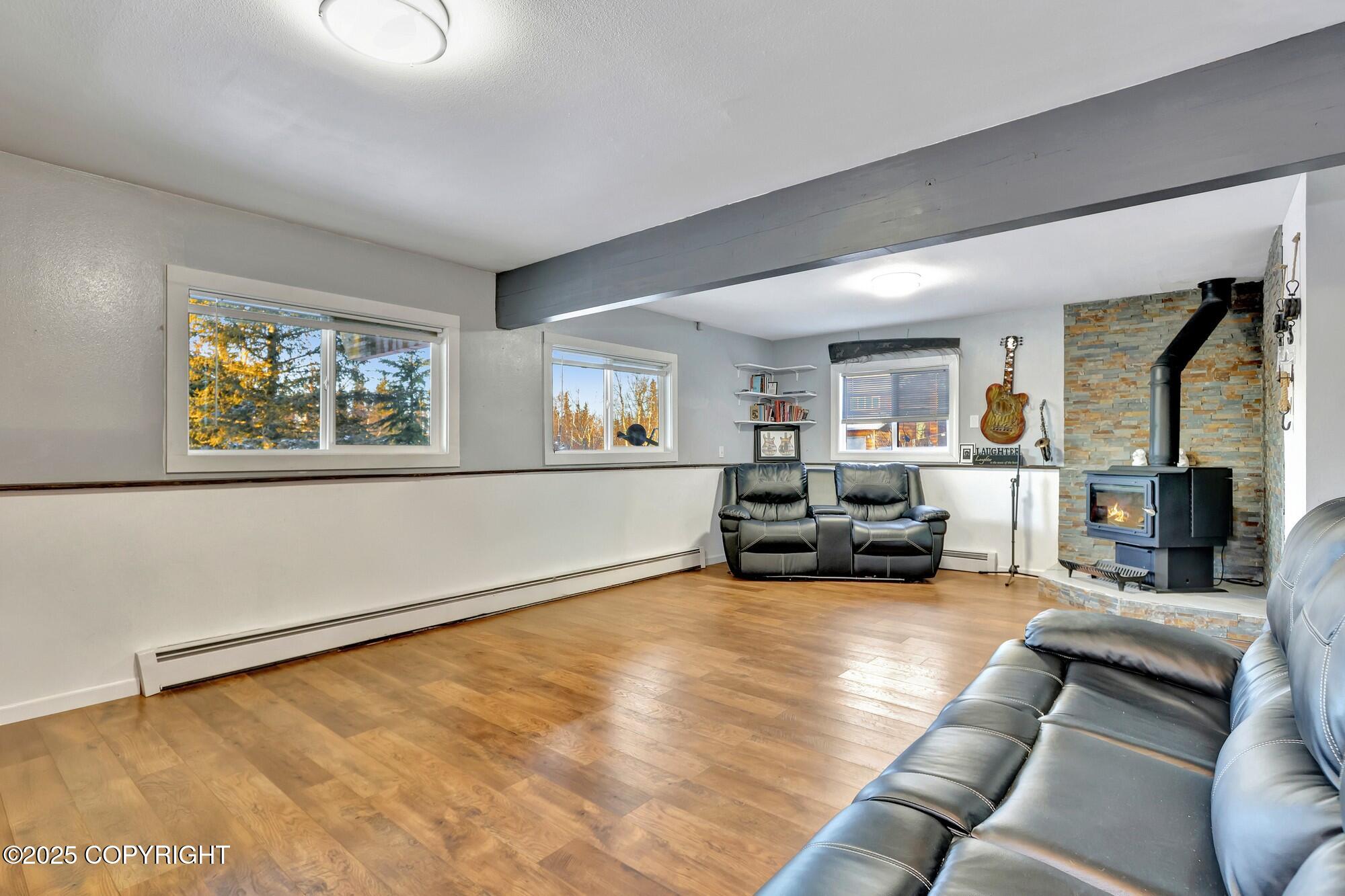 6750 Round Tree Drive