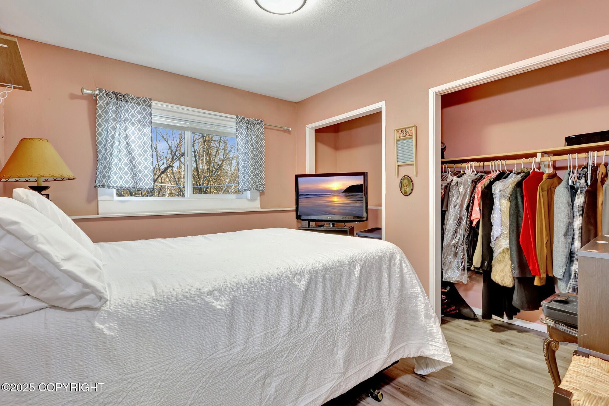 6750 Round Tree Drive