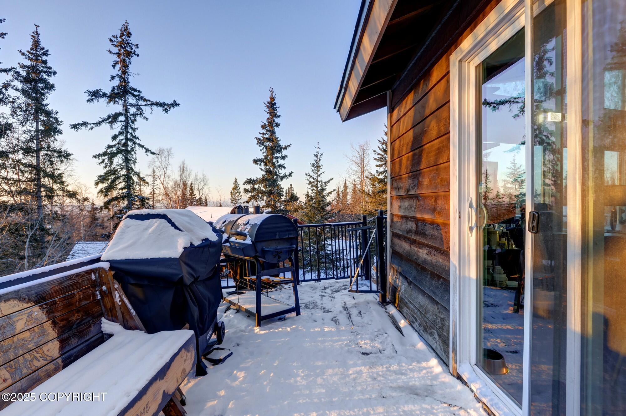 6750 Round Tree Drive