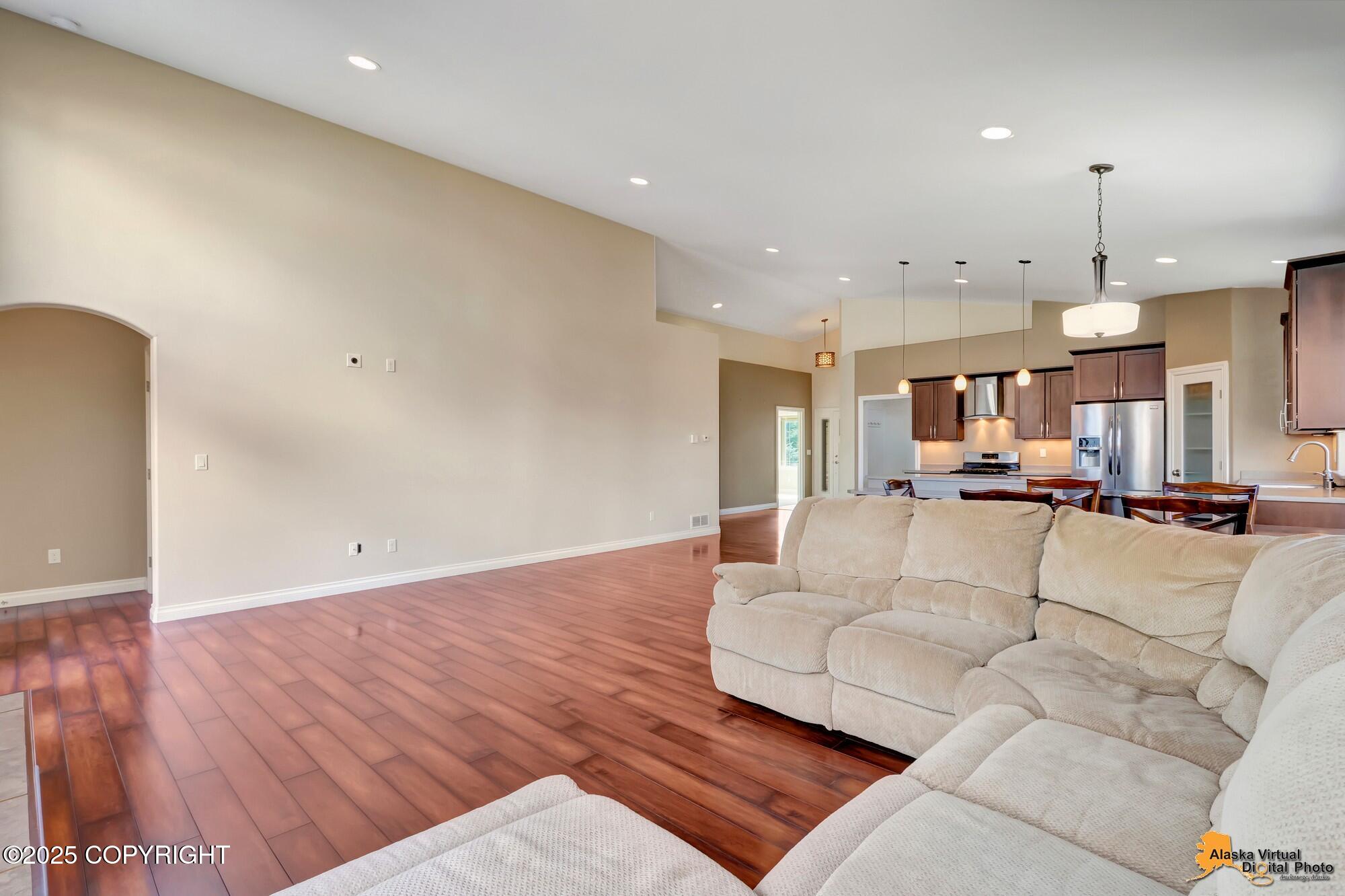 2955 Gladys Marie Circle