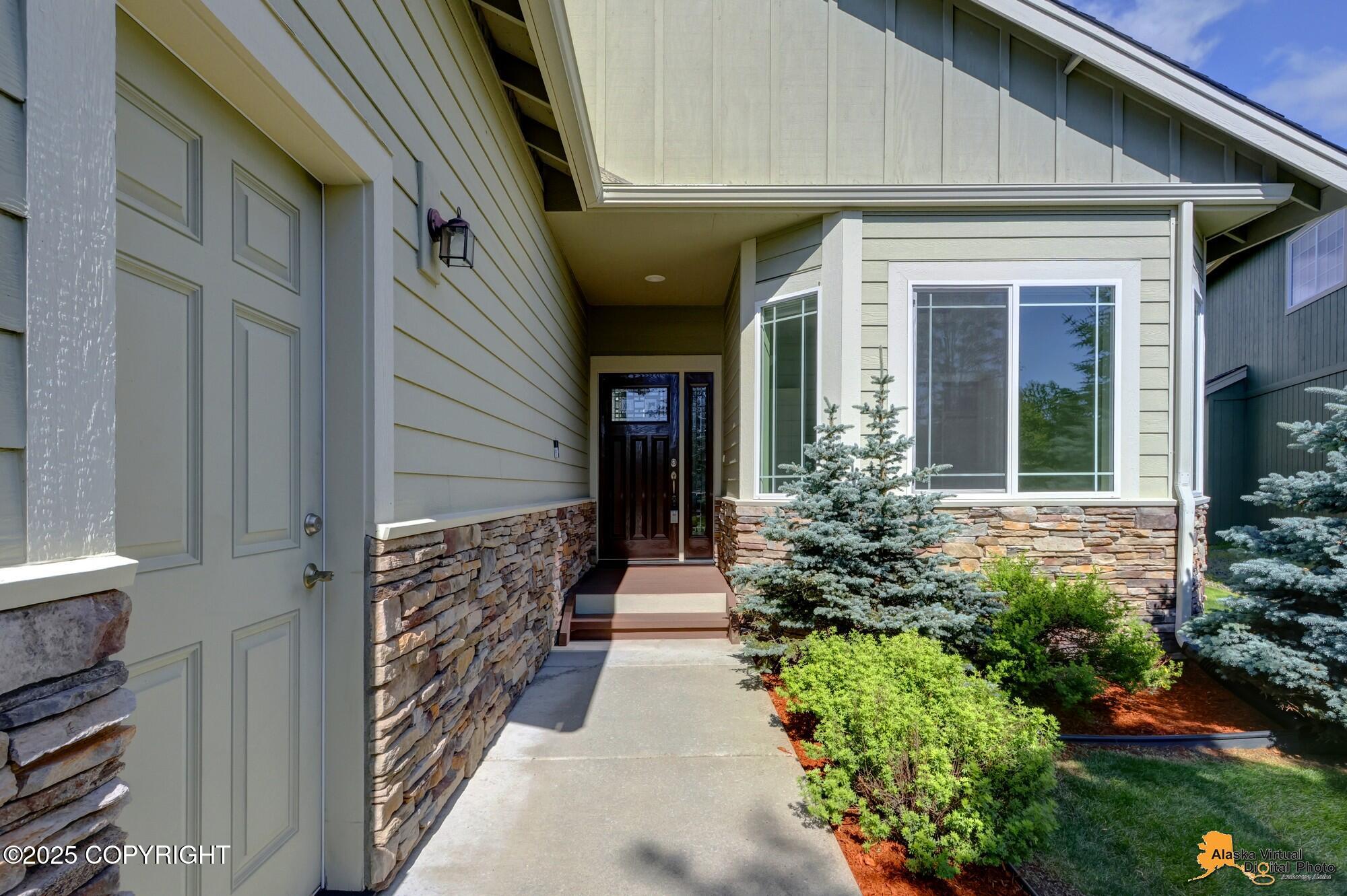 2955 Gladys Marie Circle