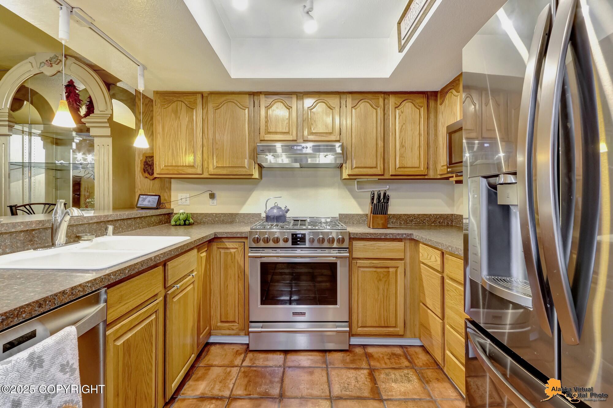 1709 Morningtide Court