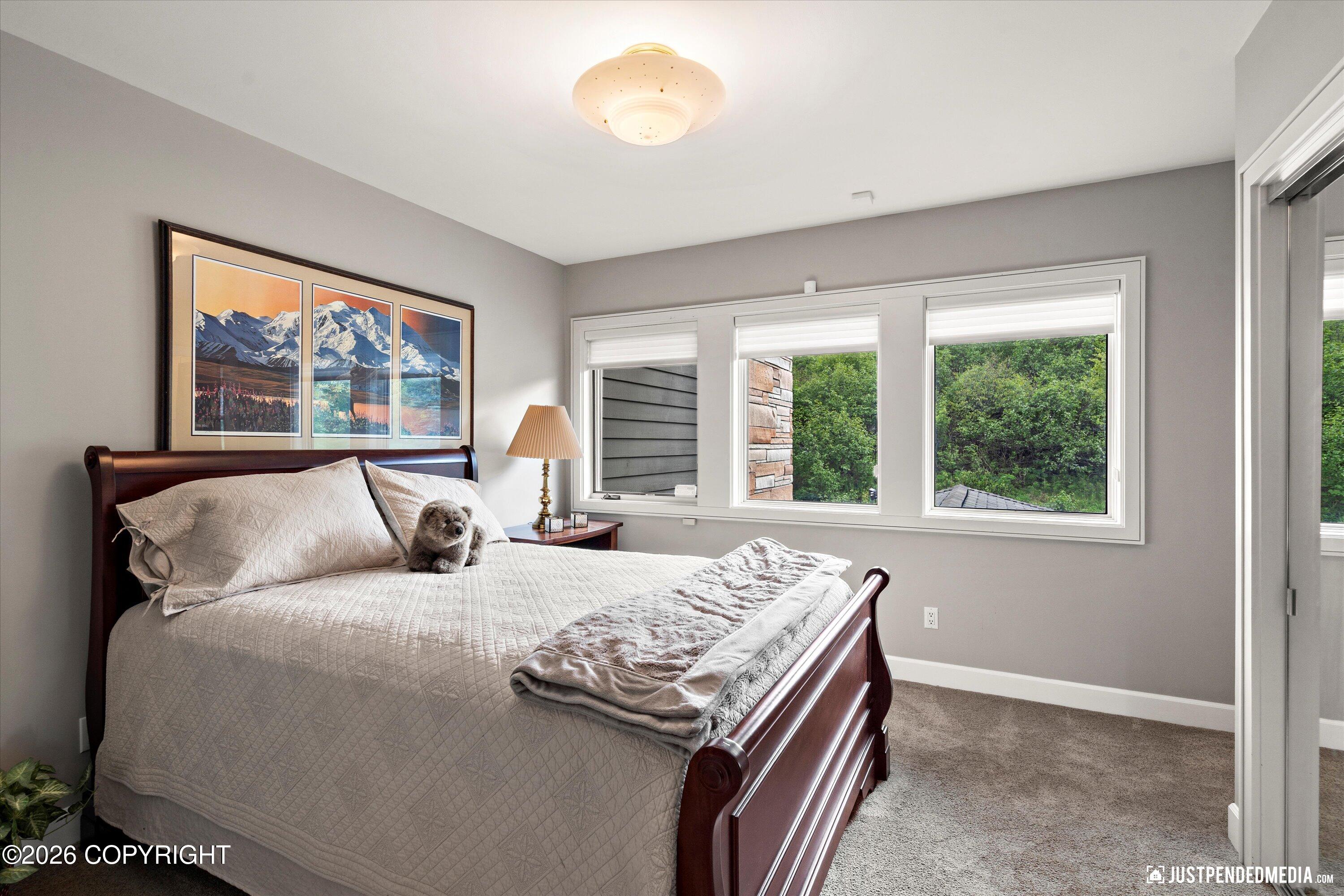 9900 Hillhaven Circle