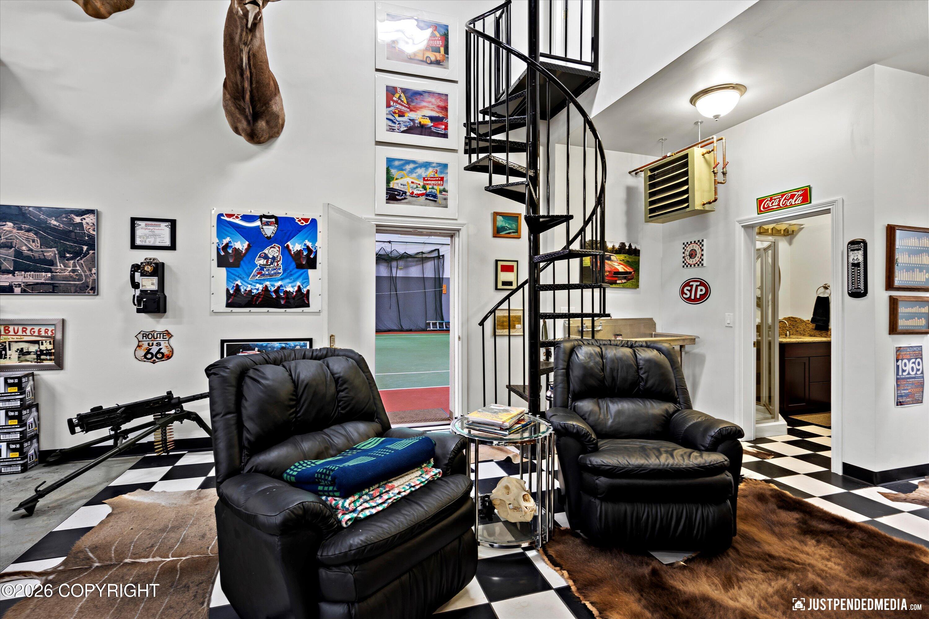 9900 Hillhaven Circle