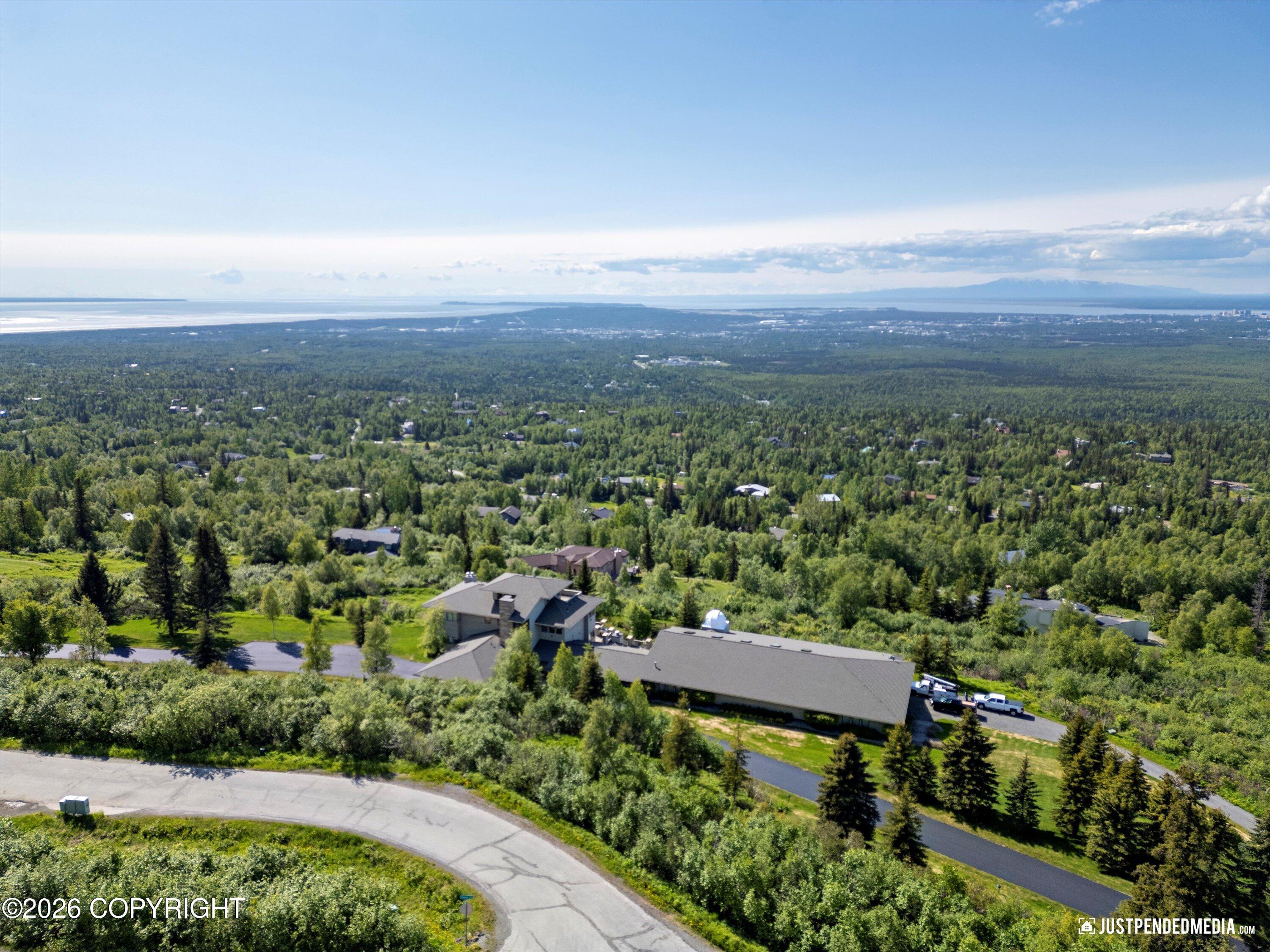 9900 Hillhaven Circle