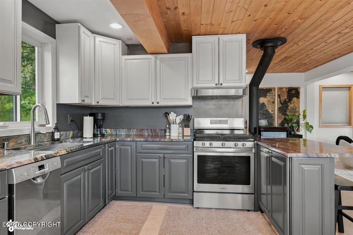 17001 Aries Court