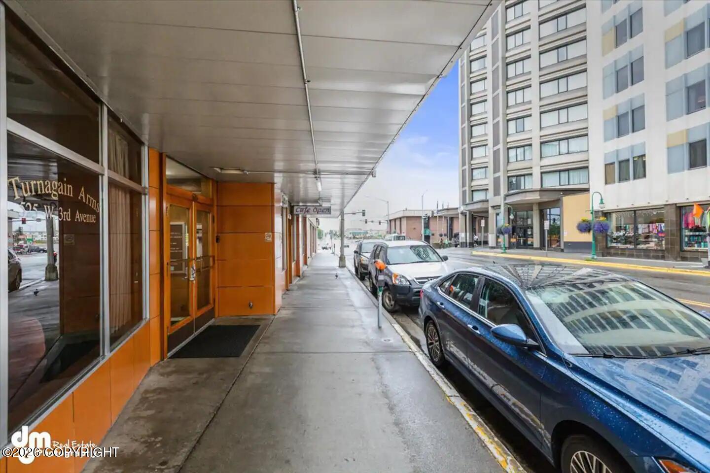 525 W 3rd Avenue # 3 Unit: #3
