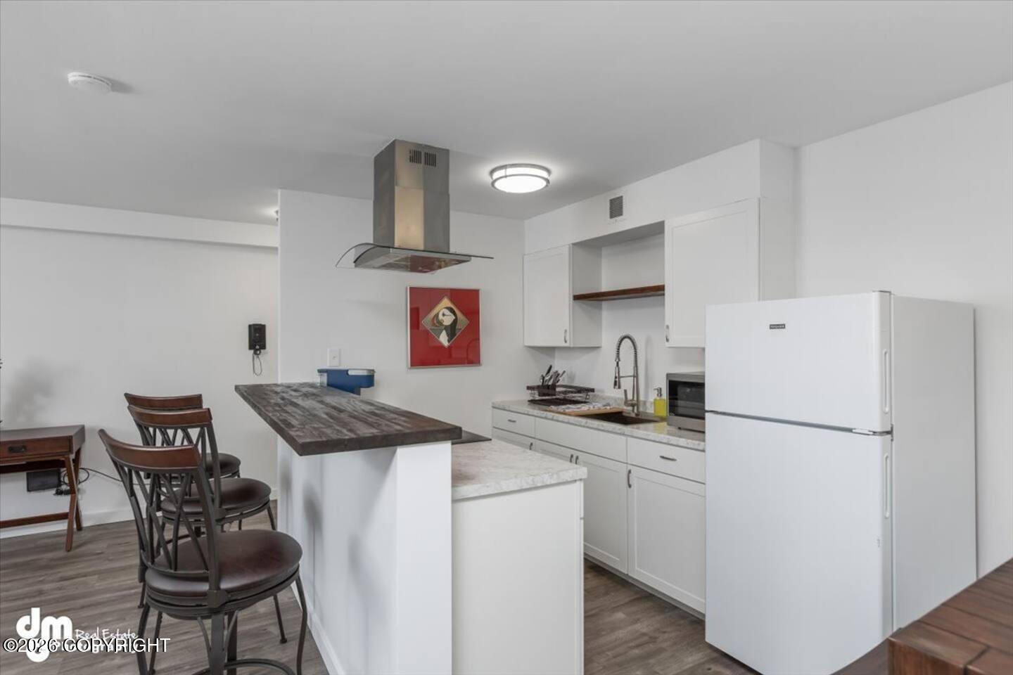 525 W 3rd Avenue # 3 Unit: #3
