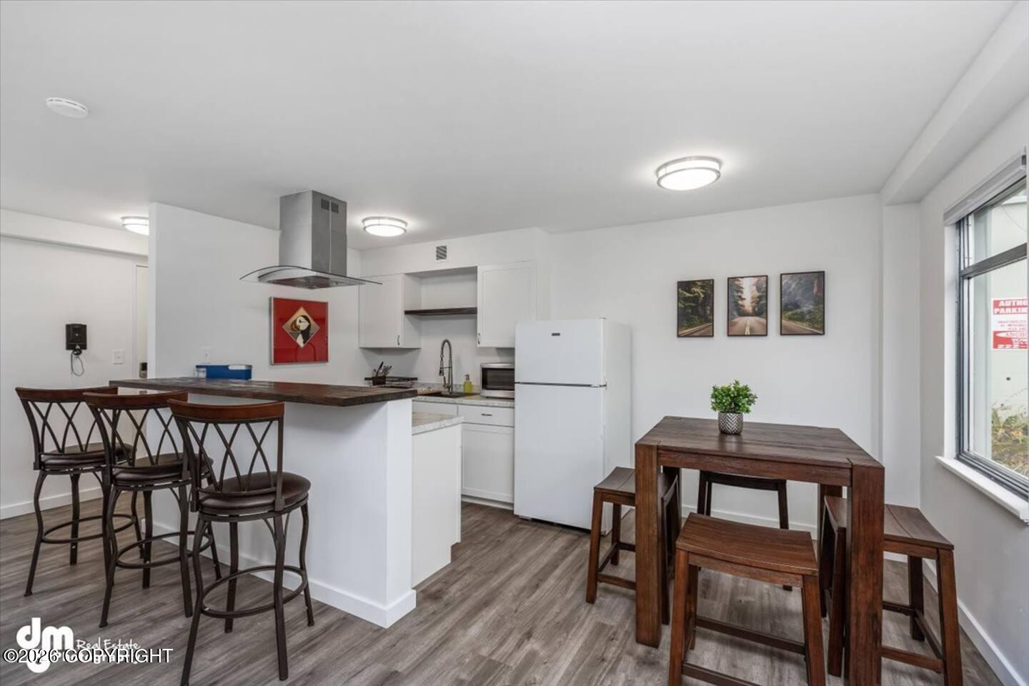 525 W 3rd Avenue # 3 Unit: #3