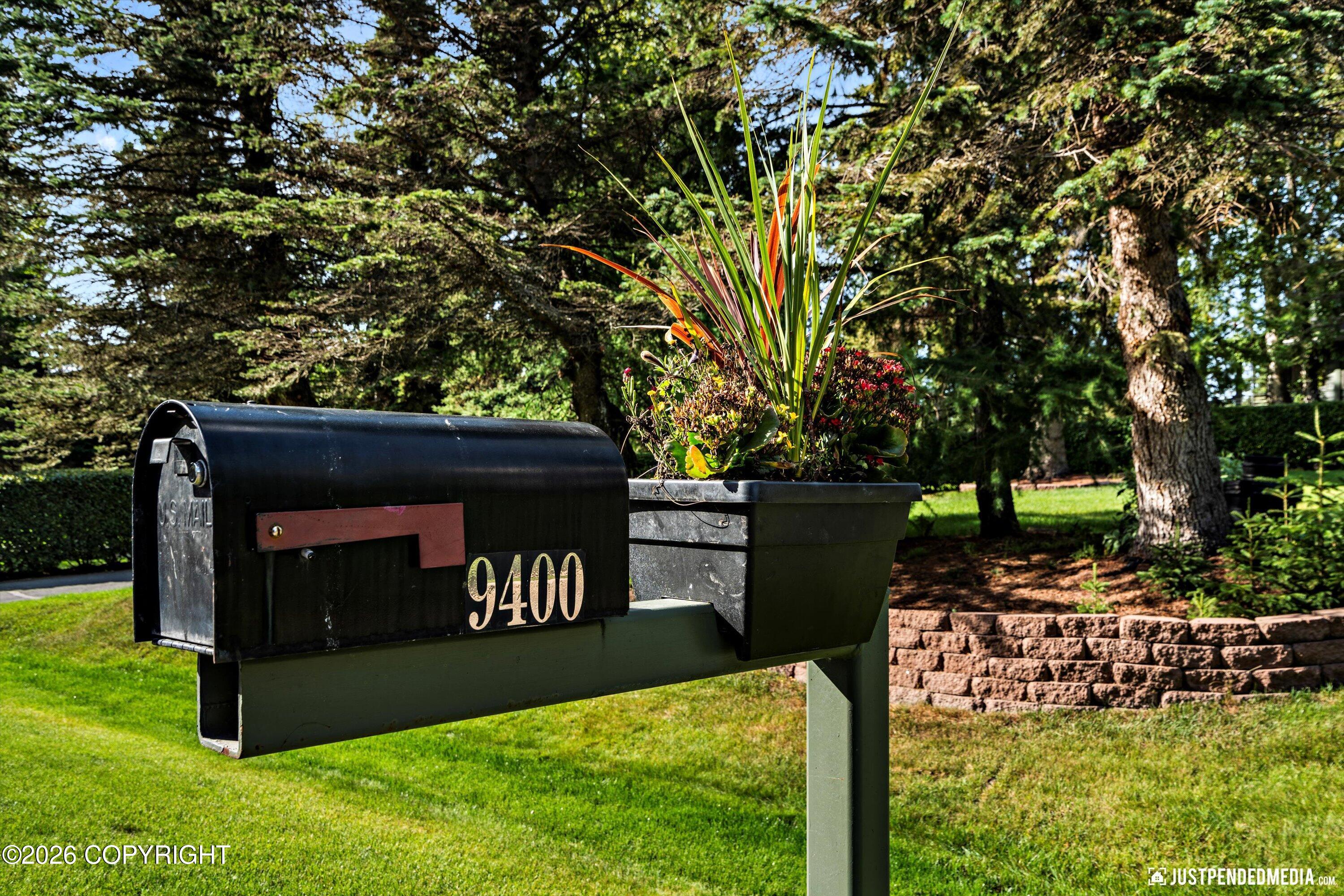 9400 Spring Hill Drive